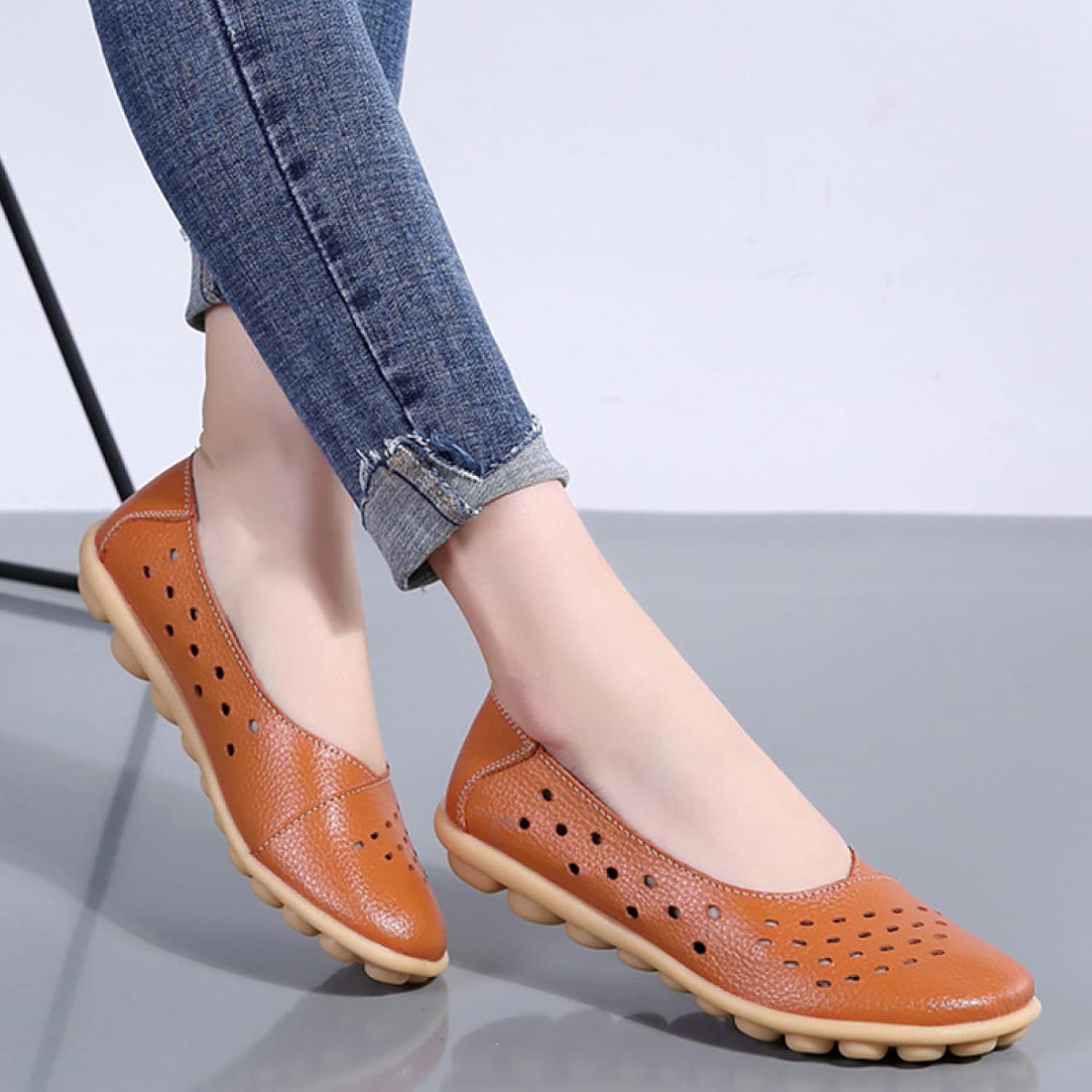 [PANLON] モカシン レディース ローヒール パンプス 痛くない 脱げない 黒 赤 オレンジ?? メッシュ ローファー コンフ