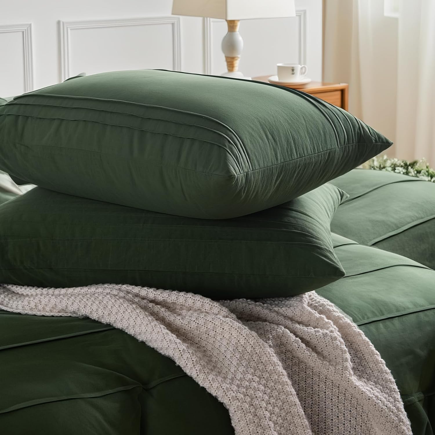 NEXHOME PRO 100% Organic Cotton Duvet Cover Queen Size, Pleated Textured Forest Green Duvet Cover Queen, 3pc Bedding Set with Zipper Closure, Soft Lightweight and Breathable,90"x90", No Comforter