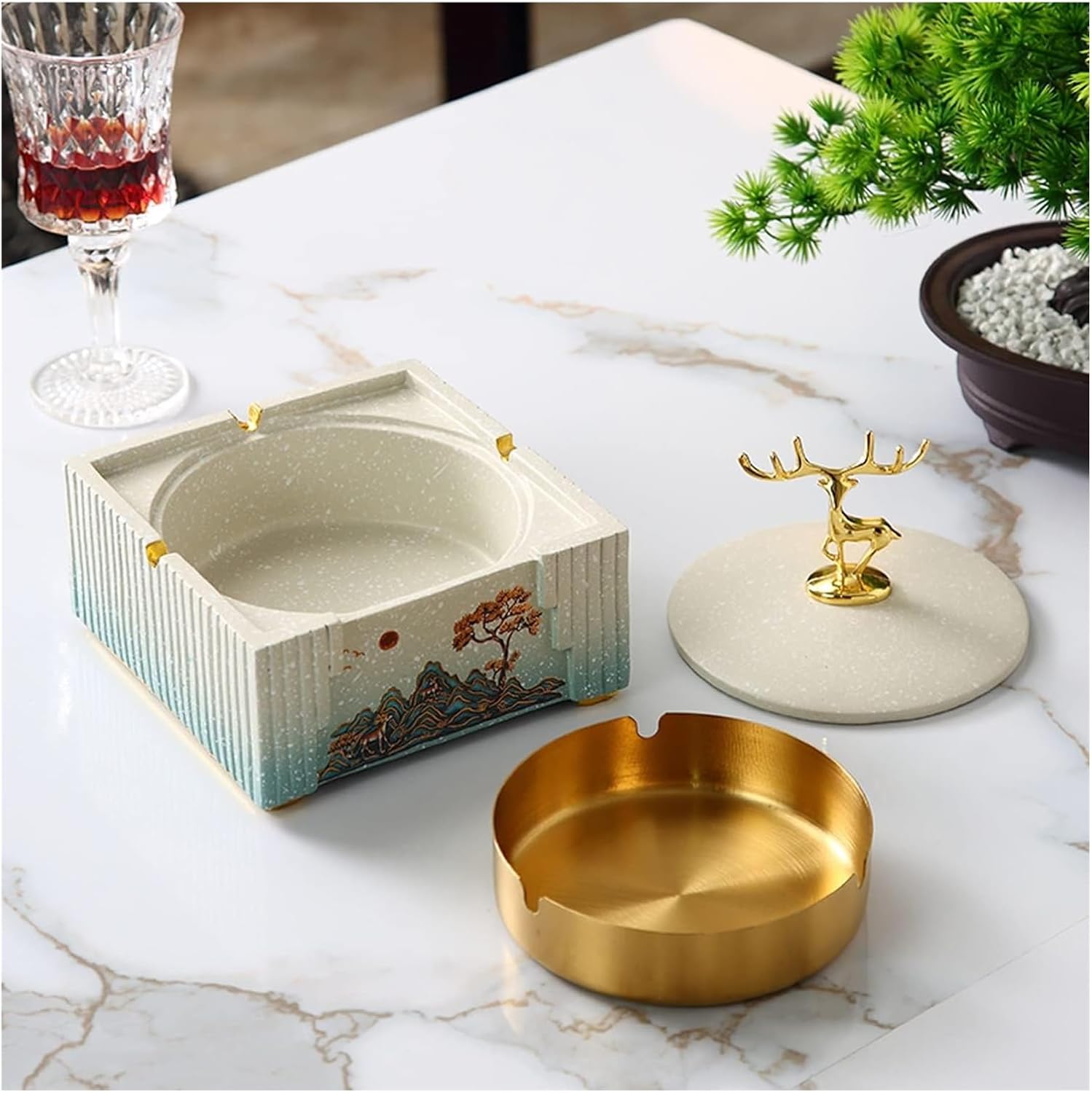 Ashtray Threeness Exquisite Ashtray, Windproof Cigarettes Ash Tray with Lid, Resin Ash Holder for Smokers, Desktop Smoking Ashtrays Home Decoration Household Items
