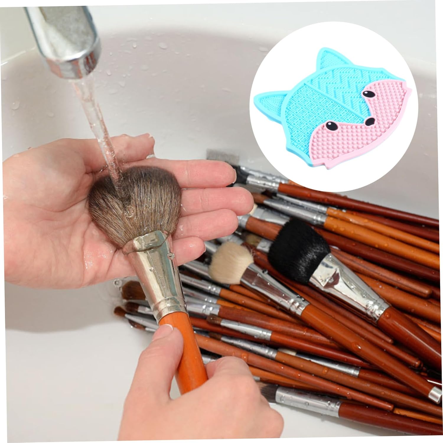 Makeup Brush Cleaning Mat with Suction Cup Cleaning Tools for Easy Makeup Brush Maintenance for All Makeup Brushes and Design
