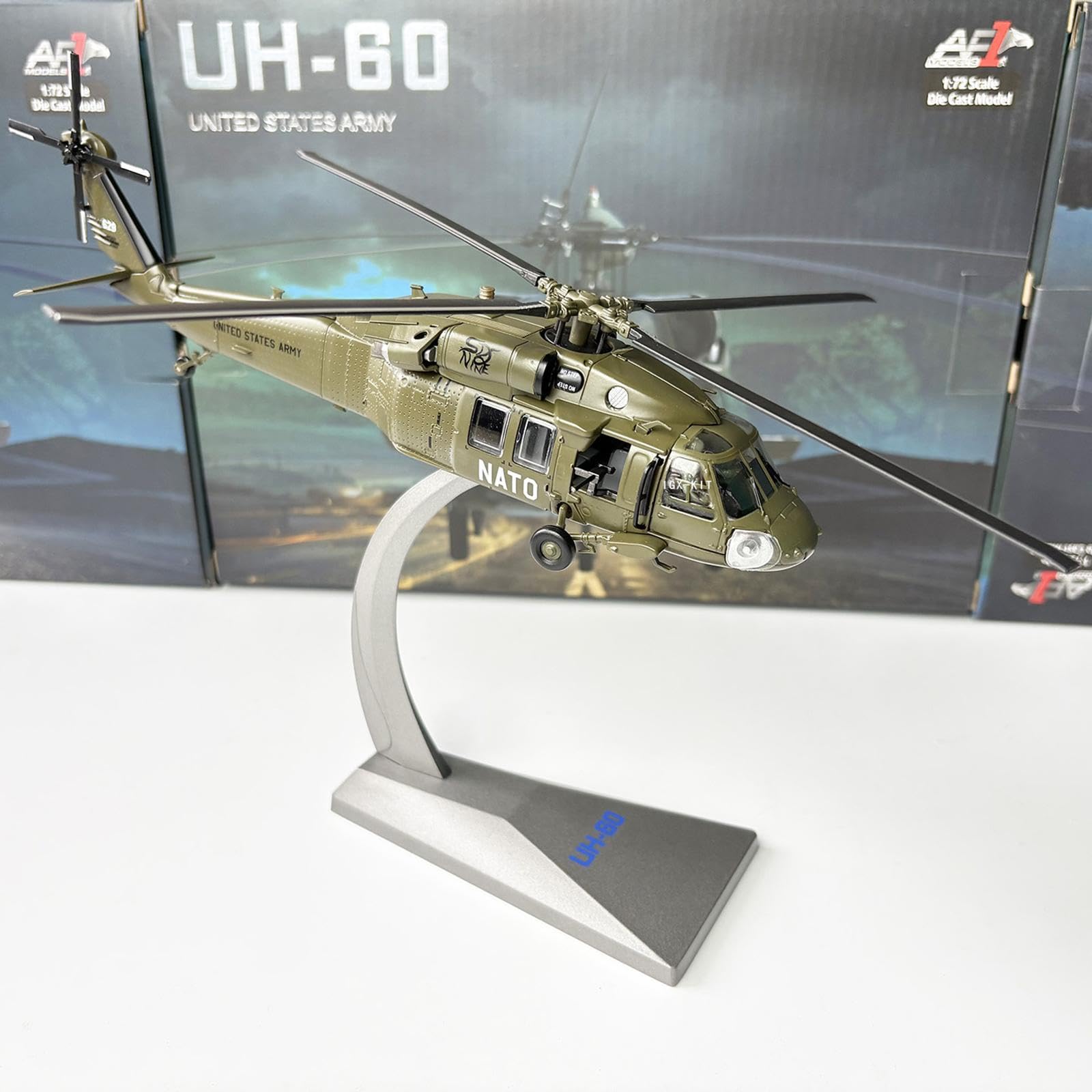 Amazon | Guohetuk ヘリコプター模型 精密造形 航空機模型 金属素材