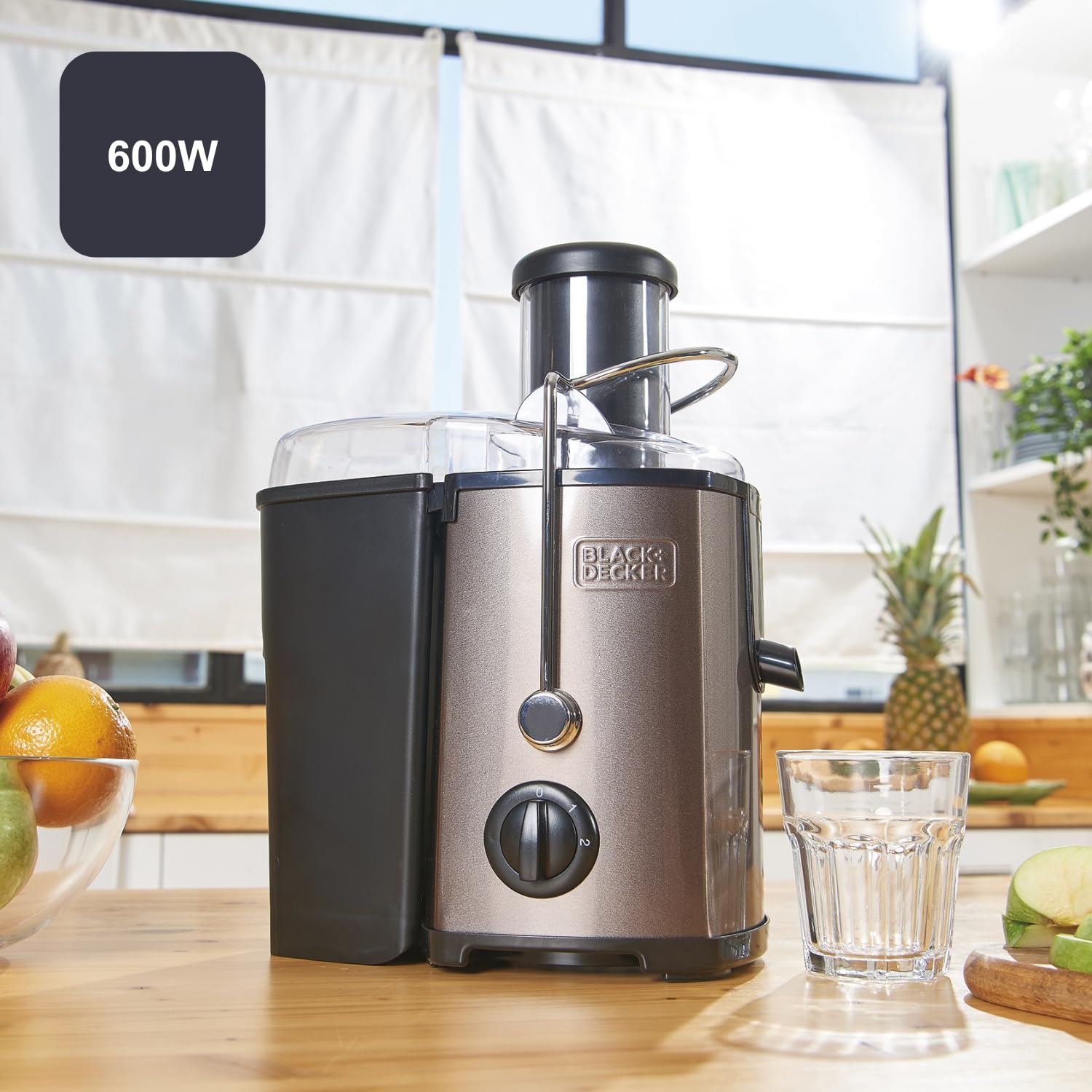 BLACK+DECKER - Centrifugeuse 600W | 2 Vitesses | Entrée Large 62mm | Réservoir Jus 0,55L & Pulpe 1,2L | Corps Inox Anti-Traces | Filtre Acier Inox Amovible | Système Sécurité & Anti-Goutte