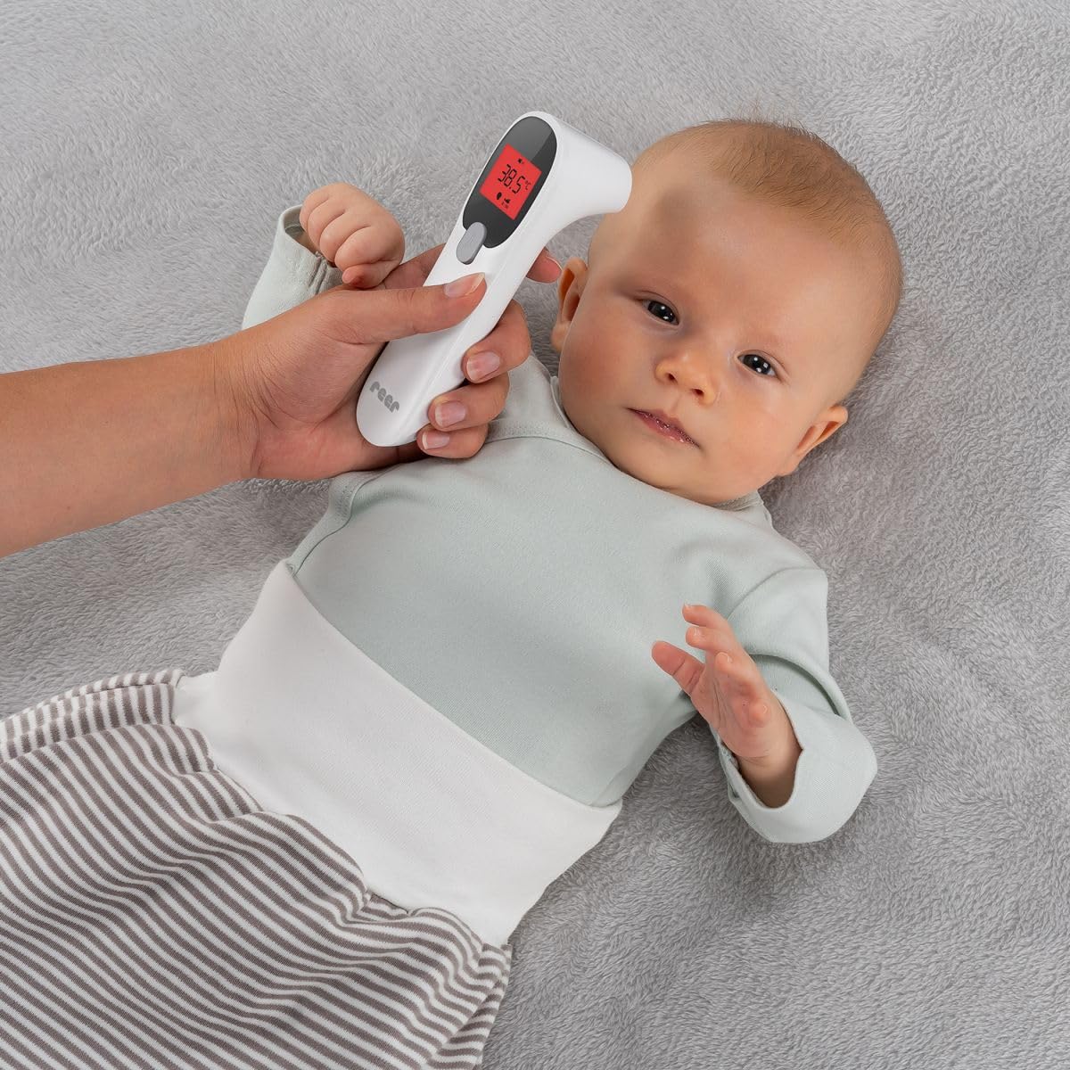 reer Colour SkinTemp 3 in 1, termometro a infrarossi senza contatto, per una misurazione accurata sulla fronte, ideale per neonati e bambini