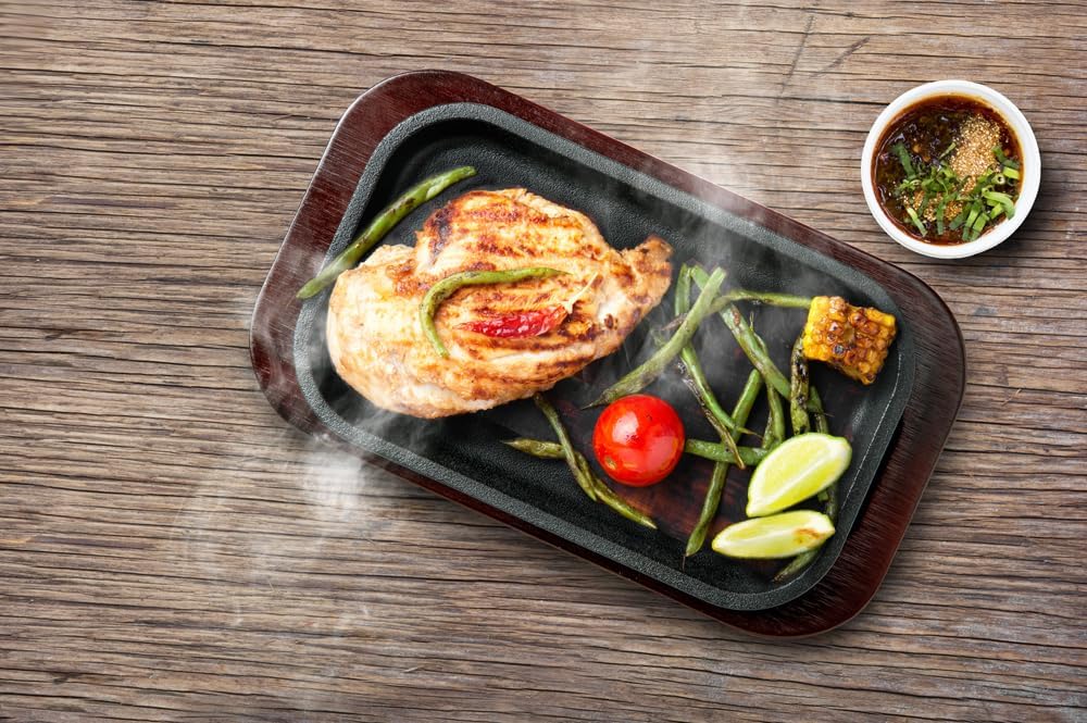 Ishigaki Sangyo Iron Cast Steak Dish, No Handle, Black, Approx. Width 8.3 x Depth 5.1 x Height 0.8 inches (21 x 13 x 2 cm), Delish Life COLO Individual Meal Plate, IH, Direct Fire, Oven Compatible