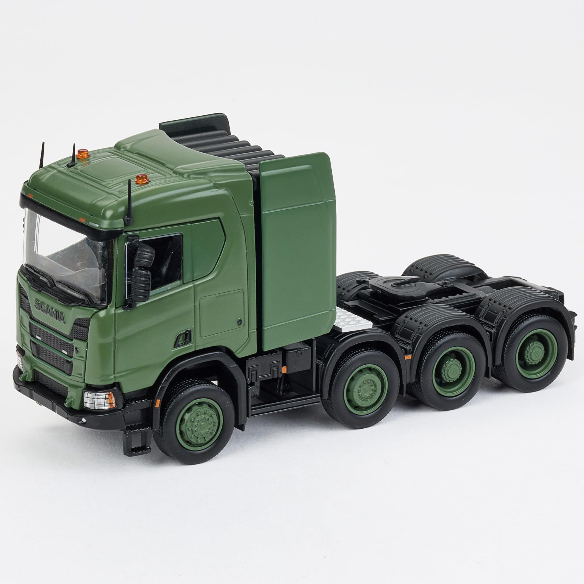 Amazon.com: BEERISE MASSDI 1/64 SCN1106 Scania R650 Military