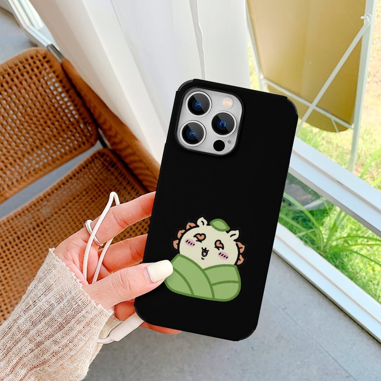 Amazon.co.jp: ちいかわ (シーサー) iPhone 13 Pro ケース アイフォン