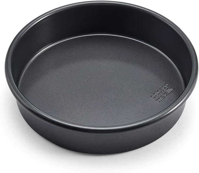 Chicago Metallic Professional Non-Stick Round Cake Pan, 9-Inch