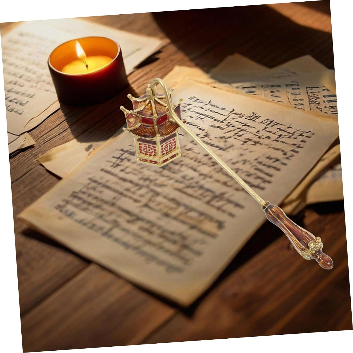 Cabilock Candle Snuffer Handle Efficient Extinguisher for Scented and Jar Candles Nonslip Grip for Dousing