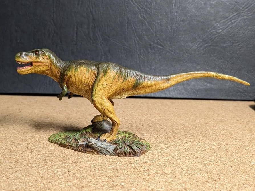 Amazon | T-REX スー（ティラノサウルス：フィギュア） 海洋堂 恐竜博