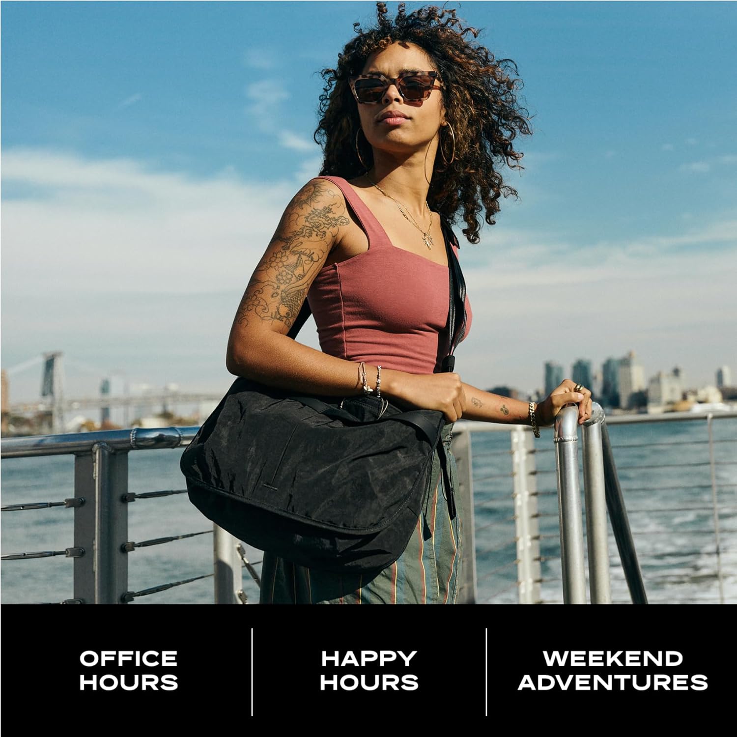 Chrome Industries Yoyogi Messenger, Crossbody Bag for Men and Women, Large Zippered Main Access, Metal Buckle, Laptop Pocket