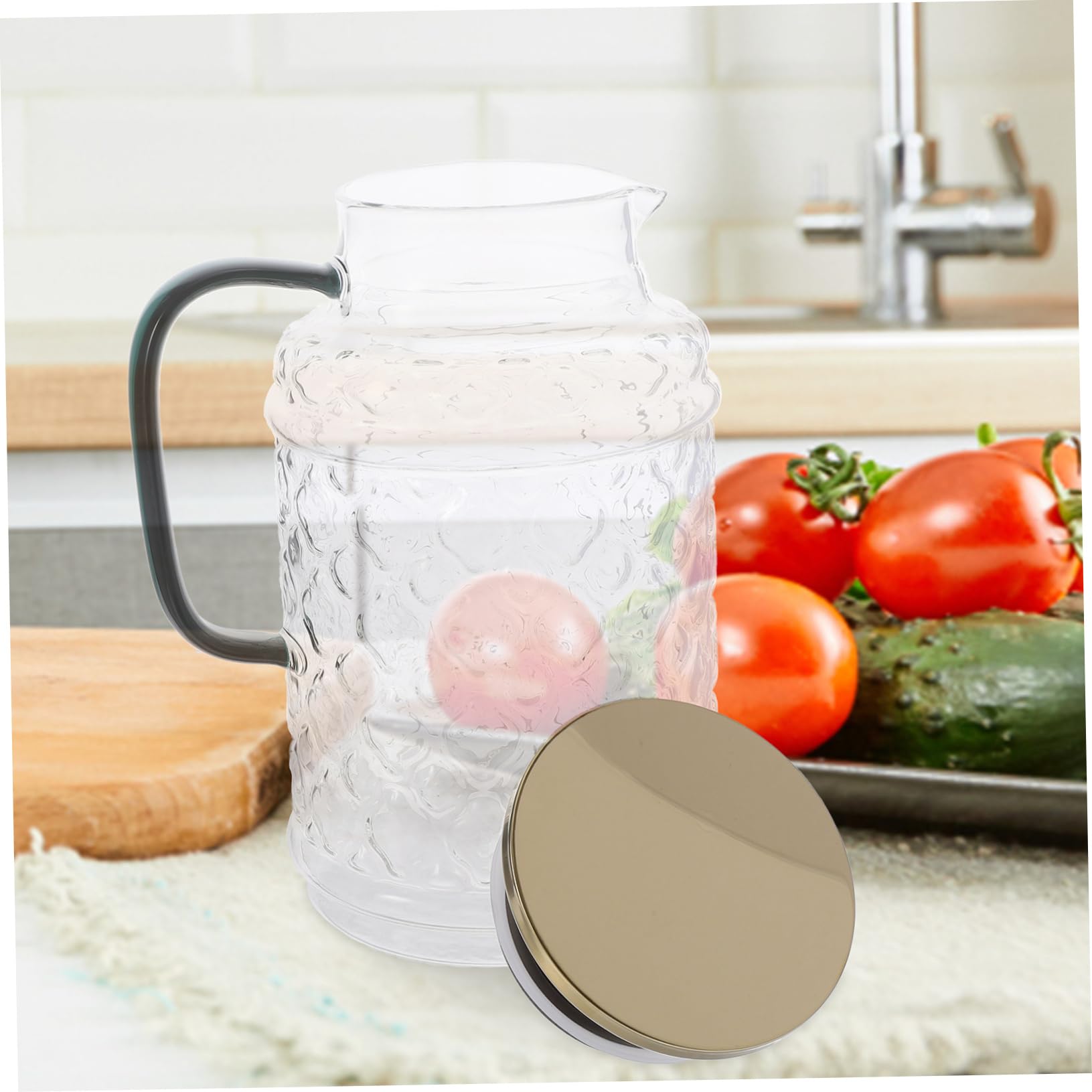 Mikinona Jarra de Vidrio para Agua Fría 1,7 Litros con Tapa y Asa, Vidrio Grueso Resistente, Diseño Antigoteo, Apta para Uso Doméstico y Fiestas, Accesorio Práctico para Servir Bebidas