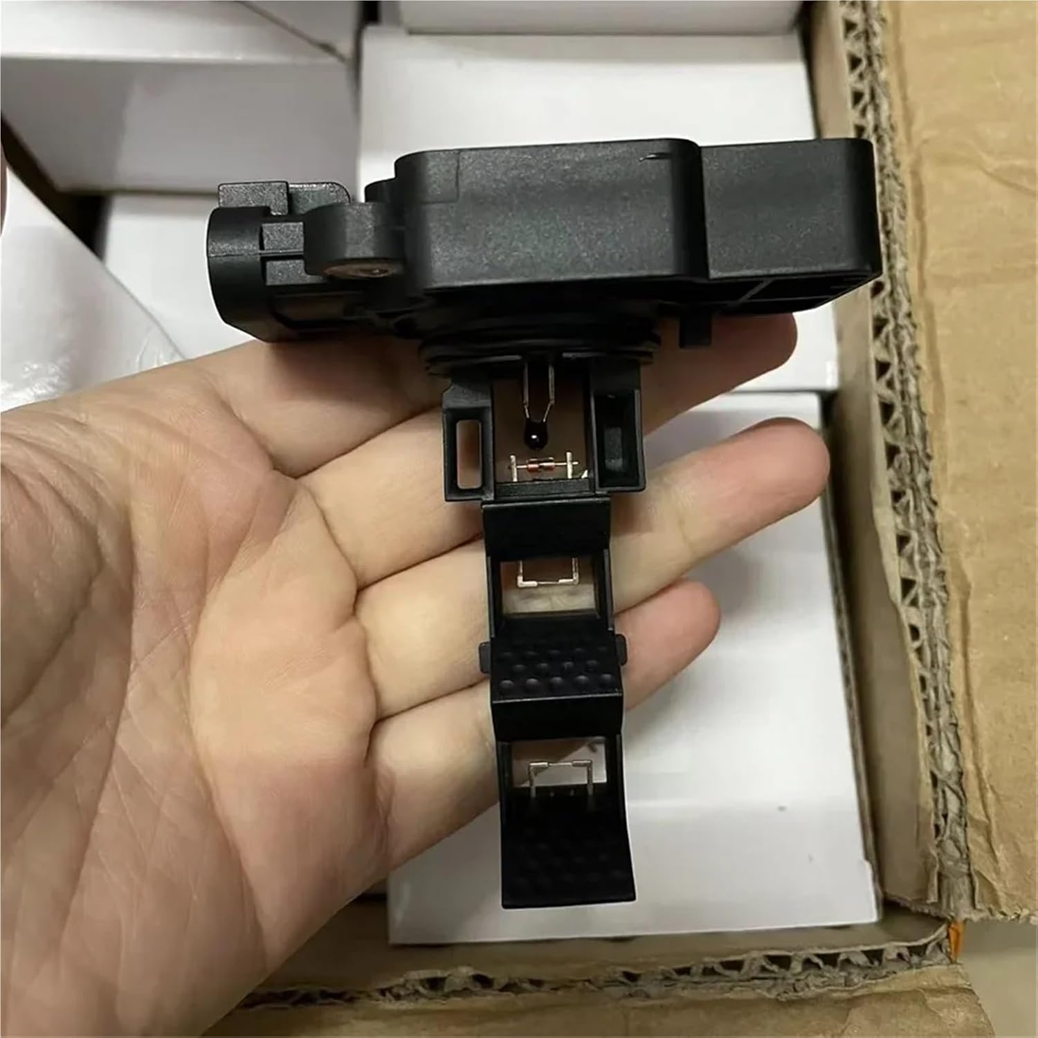 Mass Air Flow Meter Sensor 10393949 23259883 For 2500 3500 4500