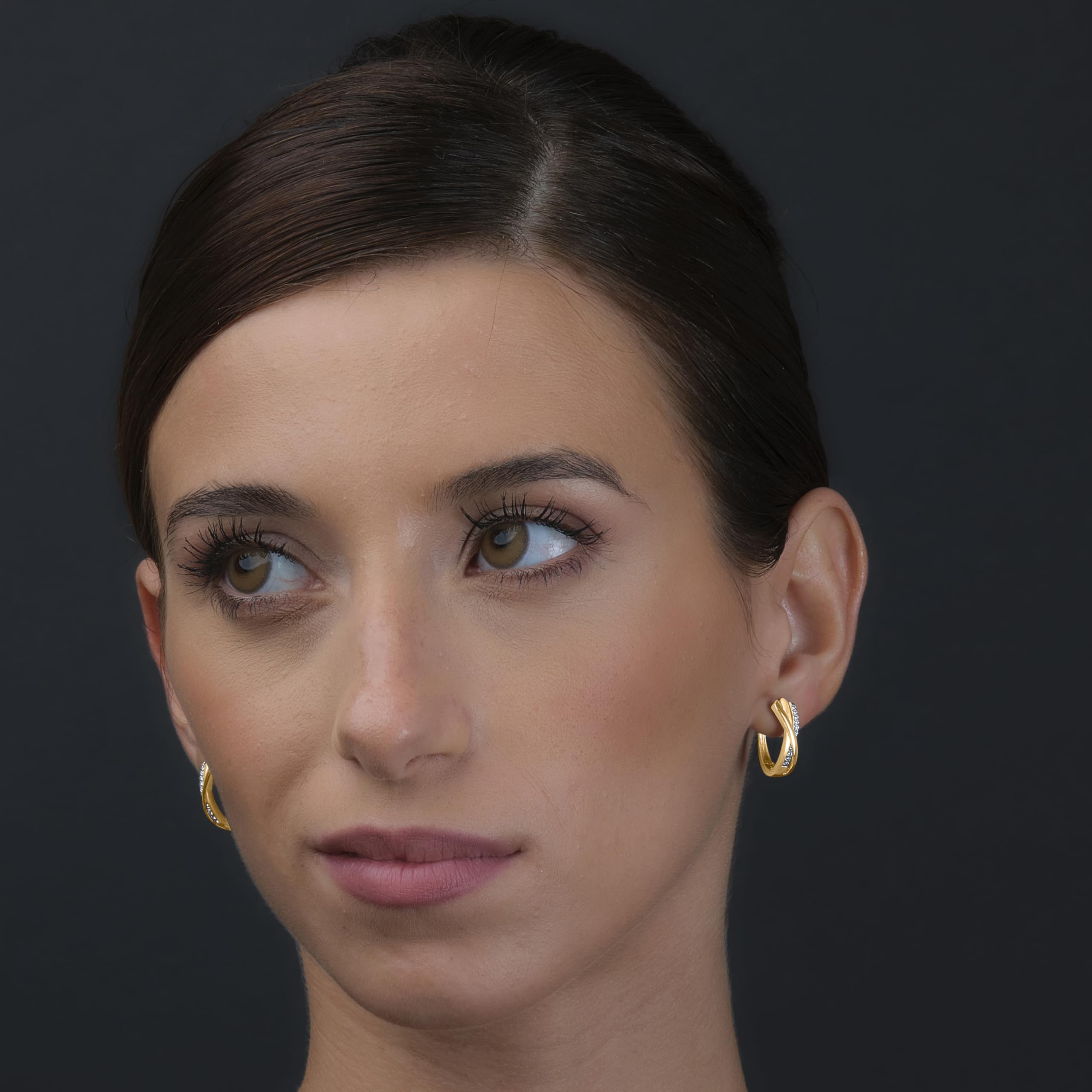 Miore Pendientes Mujer de Aro Cruzado en Plata de Ley 925 o Plata 925 Chapada en Oro 18K con Circonitas Cúbicas Brillantes Joyería Elegante Hipoalergénica presentada en Estuche de Regalo