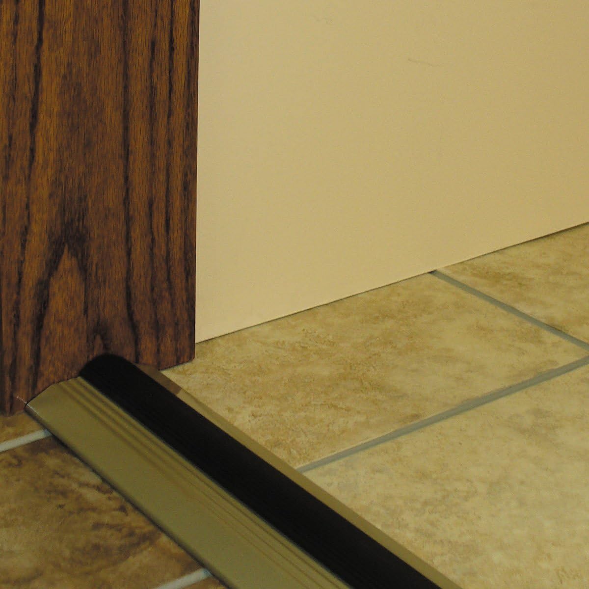 M-D Building Products 49004 M-D Deluxe Low Premium Threshold with Vinyl Seal, 36 in L X 3-3/4 in W X 3/4 in H - Door Thresholds - 