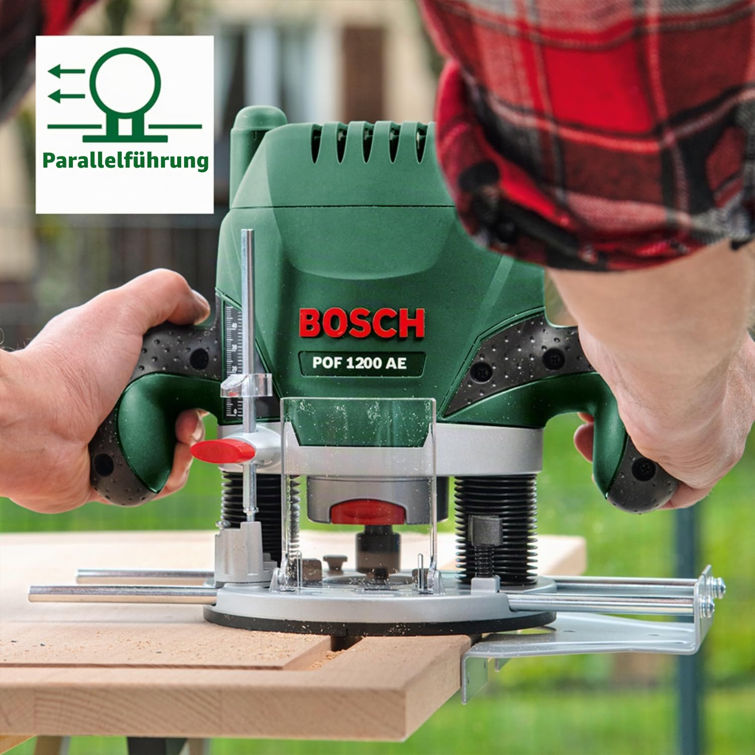Bosch Oberfräse POF 1200 AE (1200 Watt, inkl. Zubehör für präzise Holzbearbeitung, für unterschiedliche Holzarten)