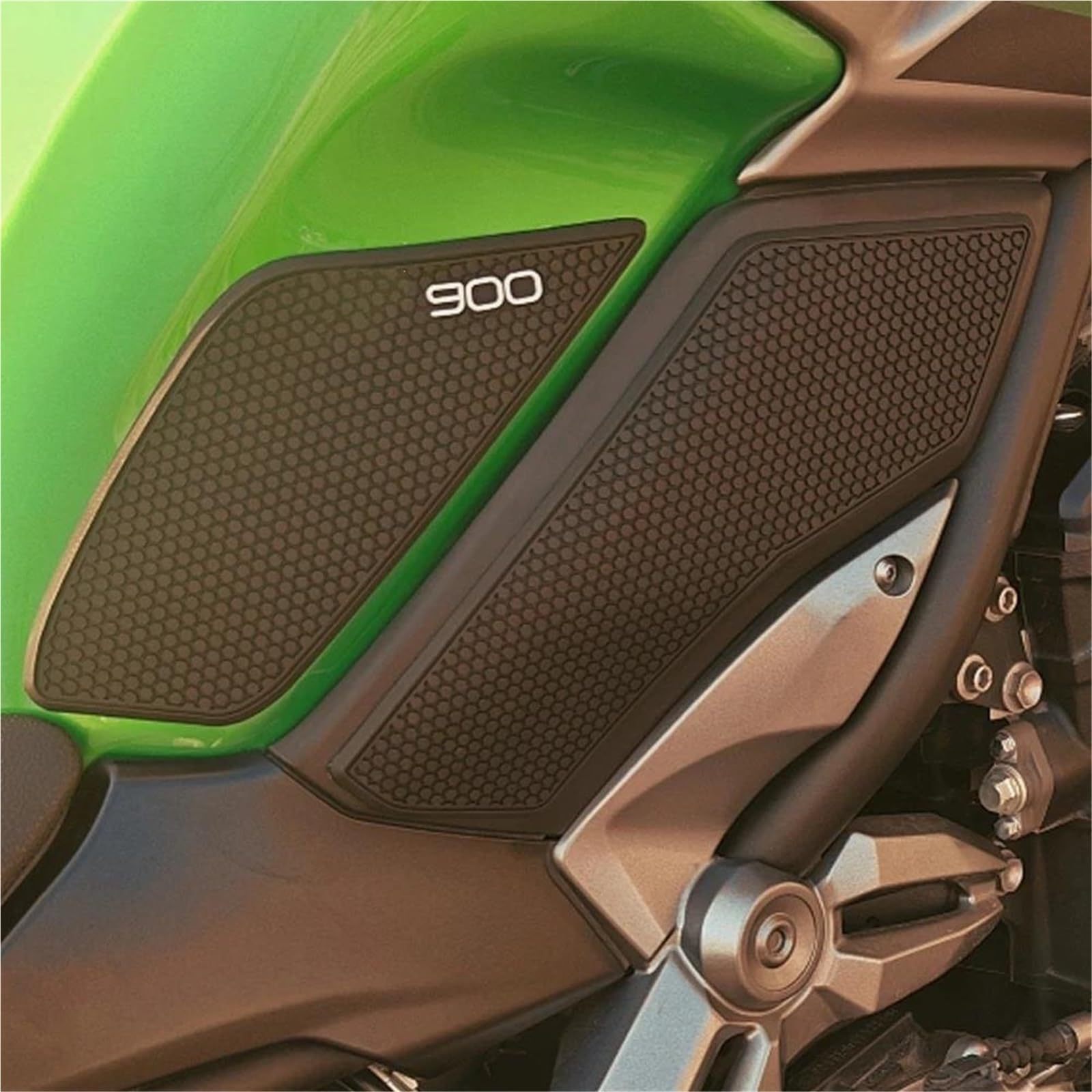 Tankschutz Motorrad Tankaufkleber Für Z900 Für Z 900 SE Für Z900SE, 900SE (2017–2025) Gummi Antirutschpad Seitenschutzaufkleber Motorrad Tankaufkleber Tank Pad Aufkleber(Schwarz 1)
