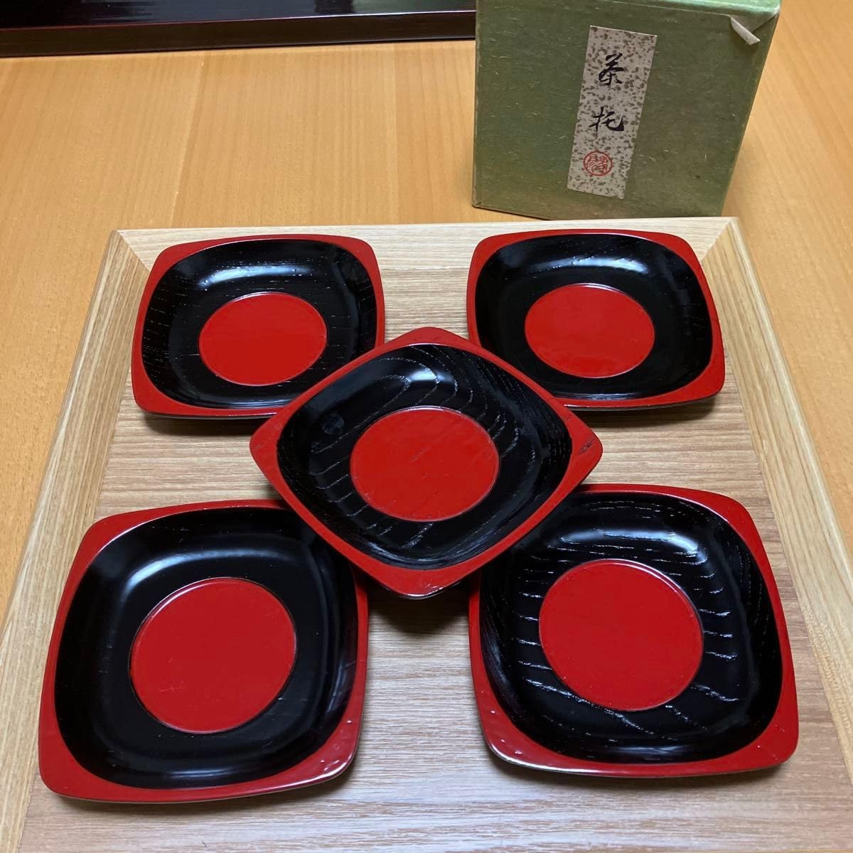 象彦　銘々皿　菊　10客セット 菊 銘々皿 五客セット（全2色） – 象彦 公式オンラインショップ