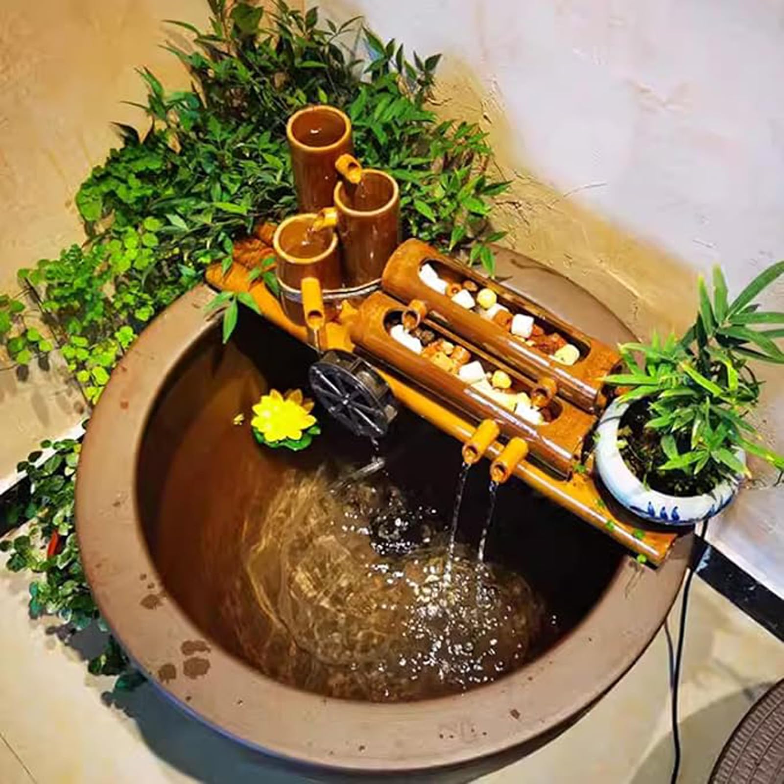 Fontana Solare In Bambù Con Pompa, Decorazione Per Il Giardino, Cascata Zen Da Esterno, Fontana Autoportante A Circolazione D'Acqua Per Patio, Giardino, Acquario, Laghetto, 24,16 Pollici (40 Cm)
