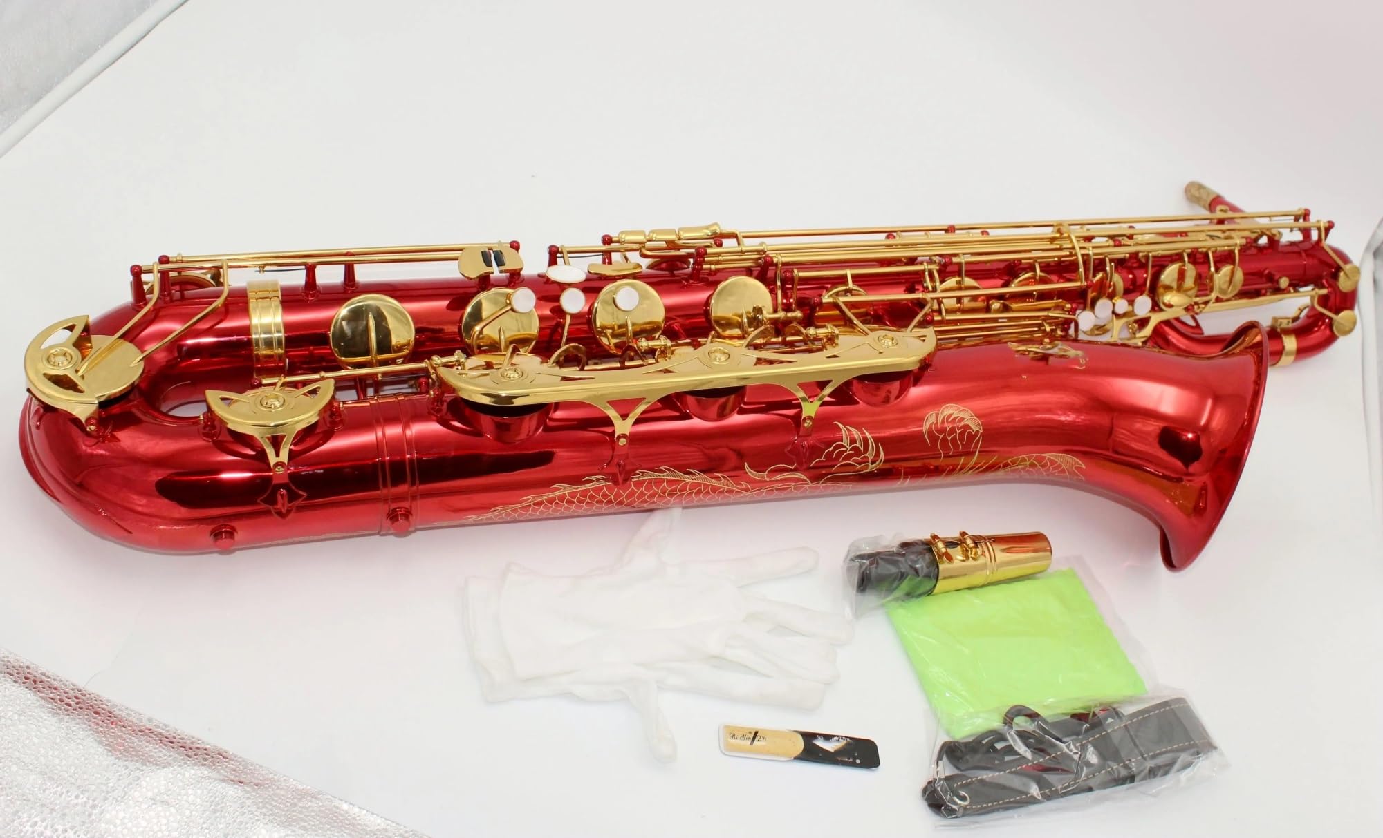 Saksofon barytonowy Oriental Music Red Lacquer Professional Grade ręcznie rzeźbiony wzór od niskiego A do Saksofon