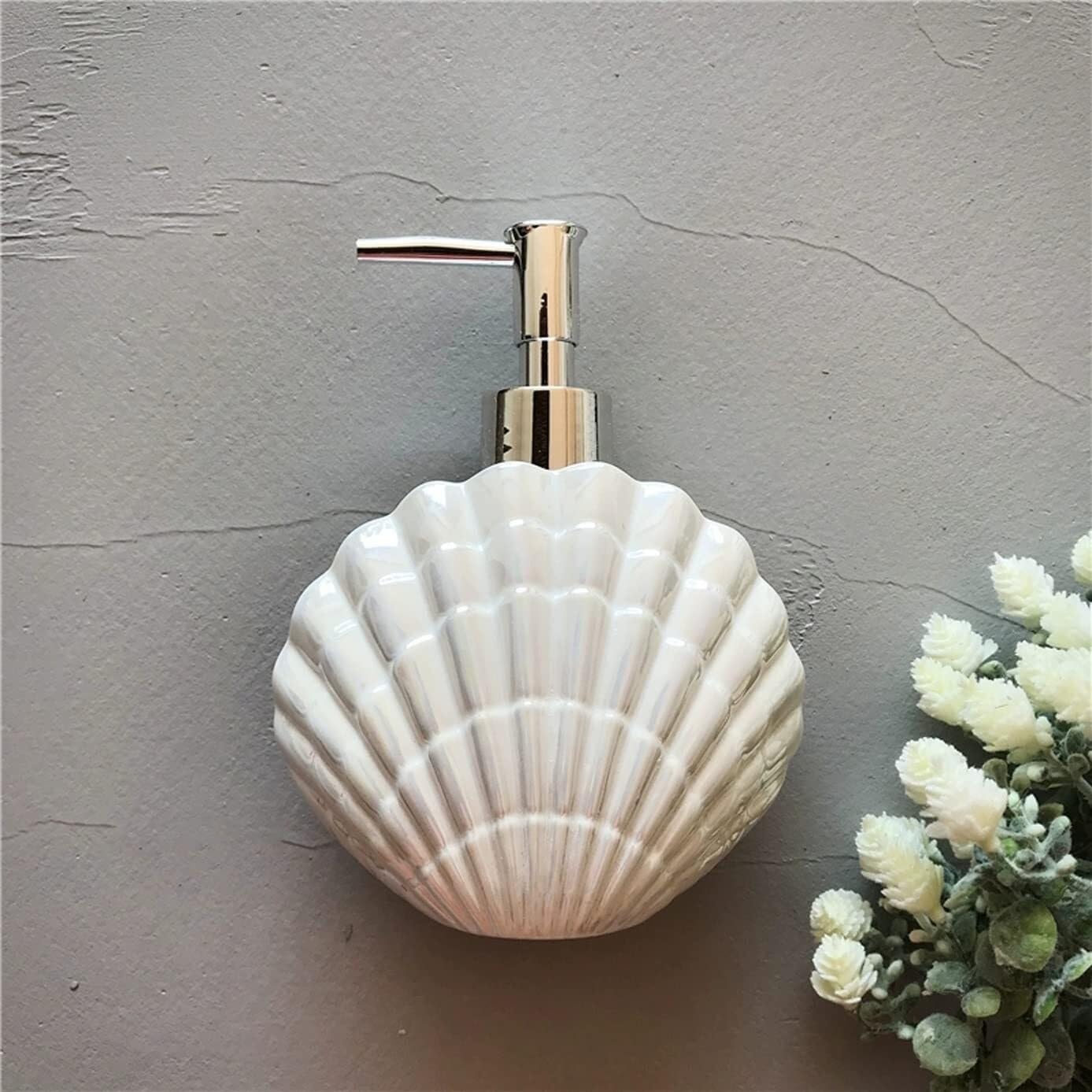 Badezimmer Set 5er-Pack Muschelförmige Badezimmer-Accessoires-Set Aus Keramik Für Badezimmer, Waschtischplatte Mit Lotionspender Dekoration Organizer