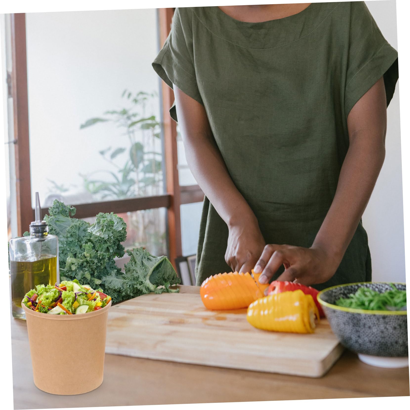 IWOWHERO 20pcs Paper Soup Bowls Takeout Containers Lids Disposable Soup Cups for Home Cafe Restaurant