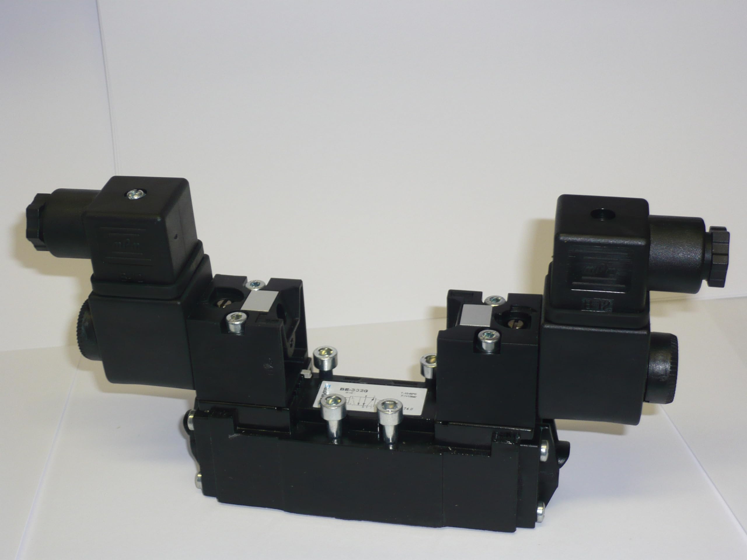 BE-3020 UNIVER ELETTROVALVOLA ISO1 BISTABILE DOPPIO COMANDO ELETTRICO