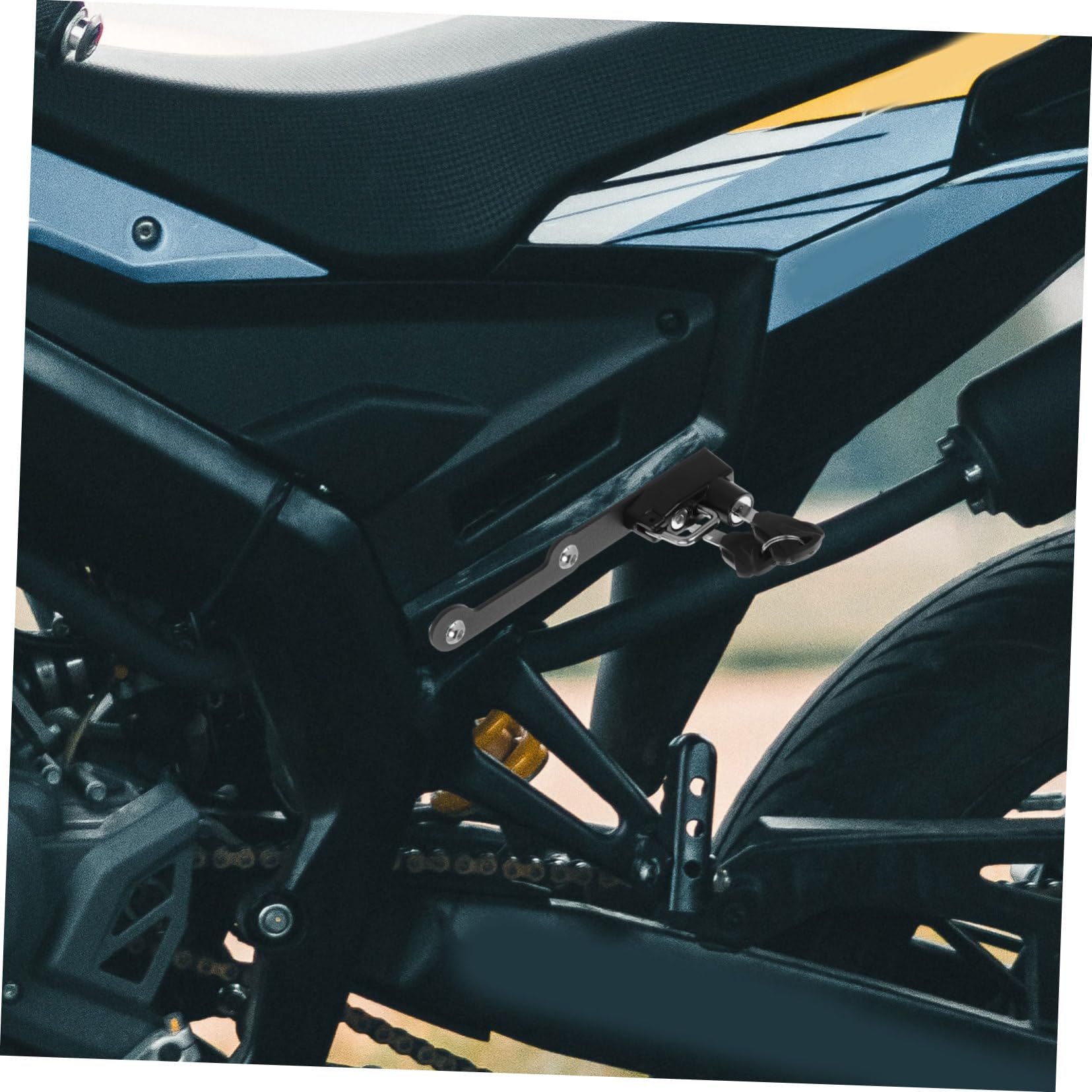 Ciieeo Antivol de Casque de Moto en Métal Noir, Sécurité Antivol pour Casque, Installation Simple, Usage pour Moto