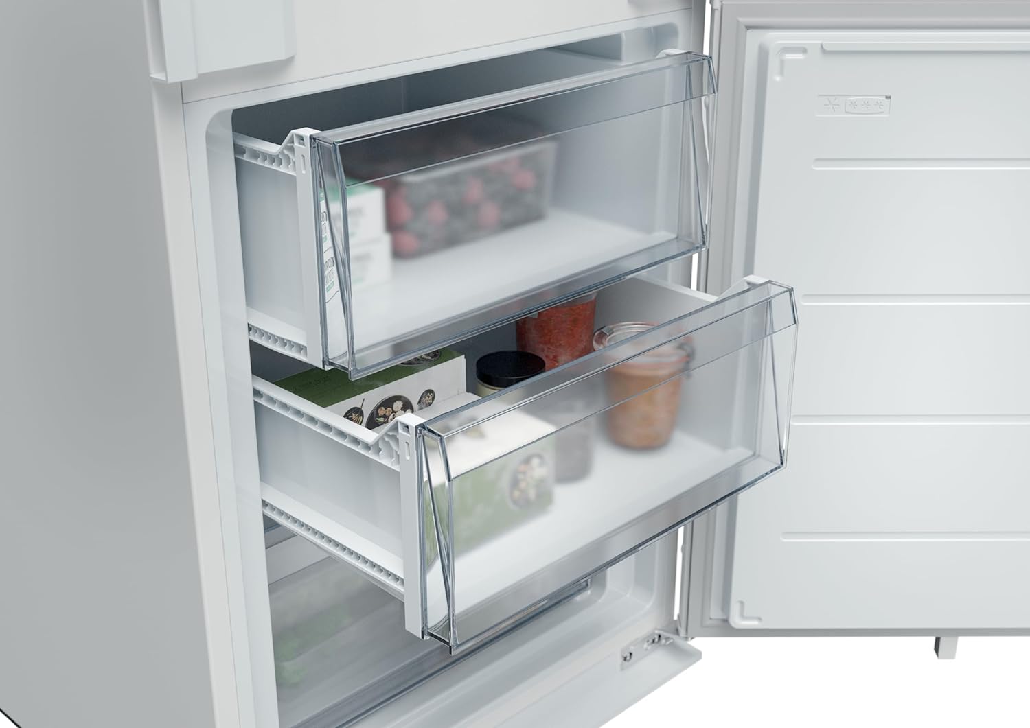 Freezer compartment with drawers