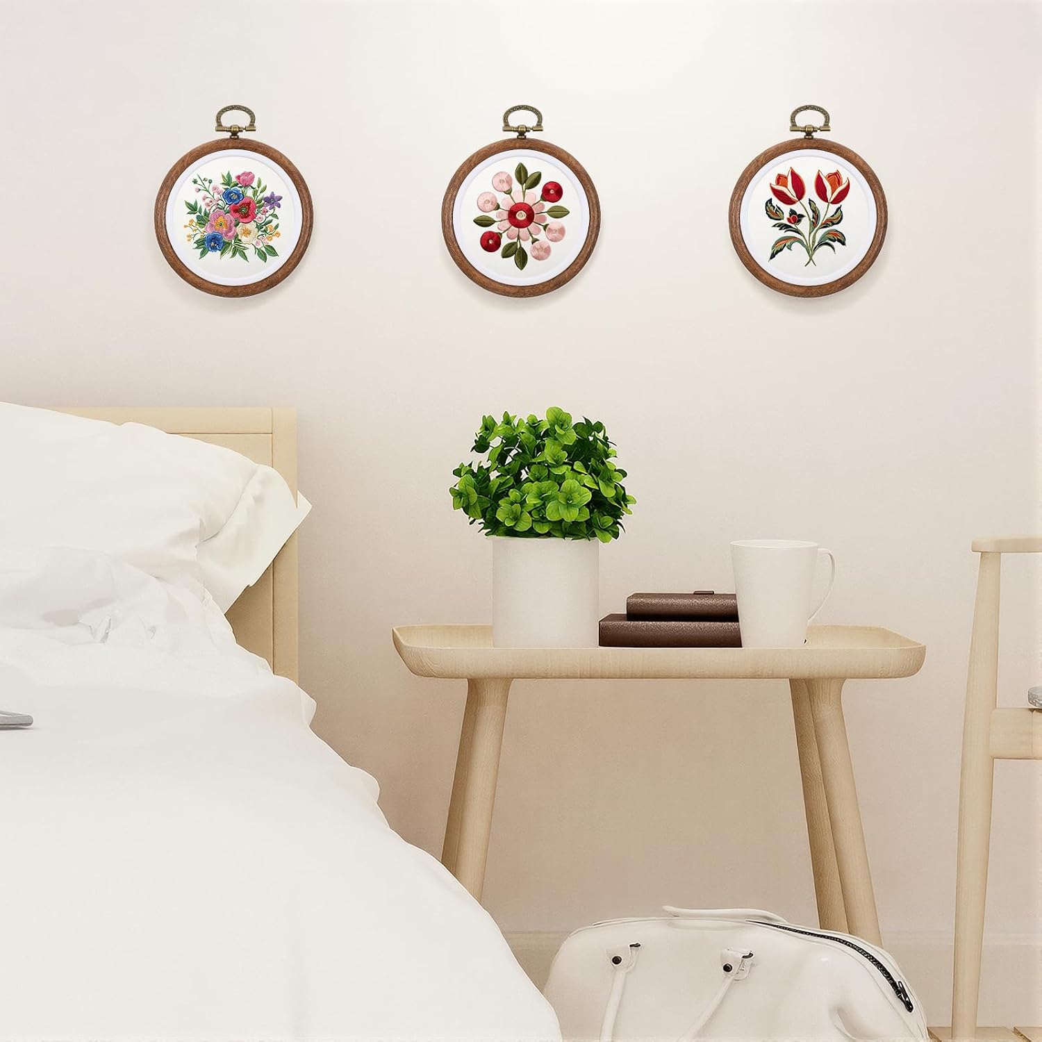 15 Pcs 3 Inch Round Embroidery Hoops Frame Ring Display Ornament Plastic Imitated Wood Frame Cross Stitch Hoop Ring 3 Inch Mini Embroidery Hoops for Christmas Halloween Craft Sewing DIY Hanging Gifts