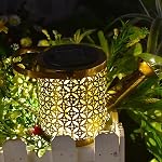 Arrosage de la boîte avec lumières, lumières solaires pour jardin extérieur Art Décor suspendu lanternes solaires, étanche en métal pour promenades de triage Patio Table