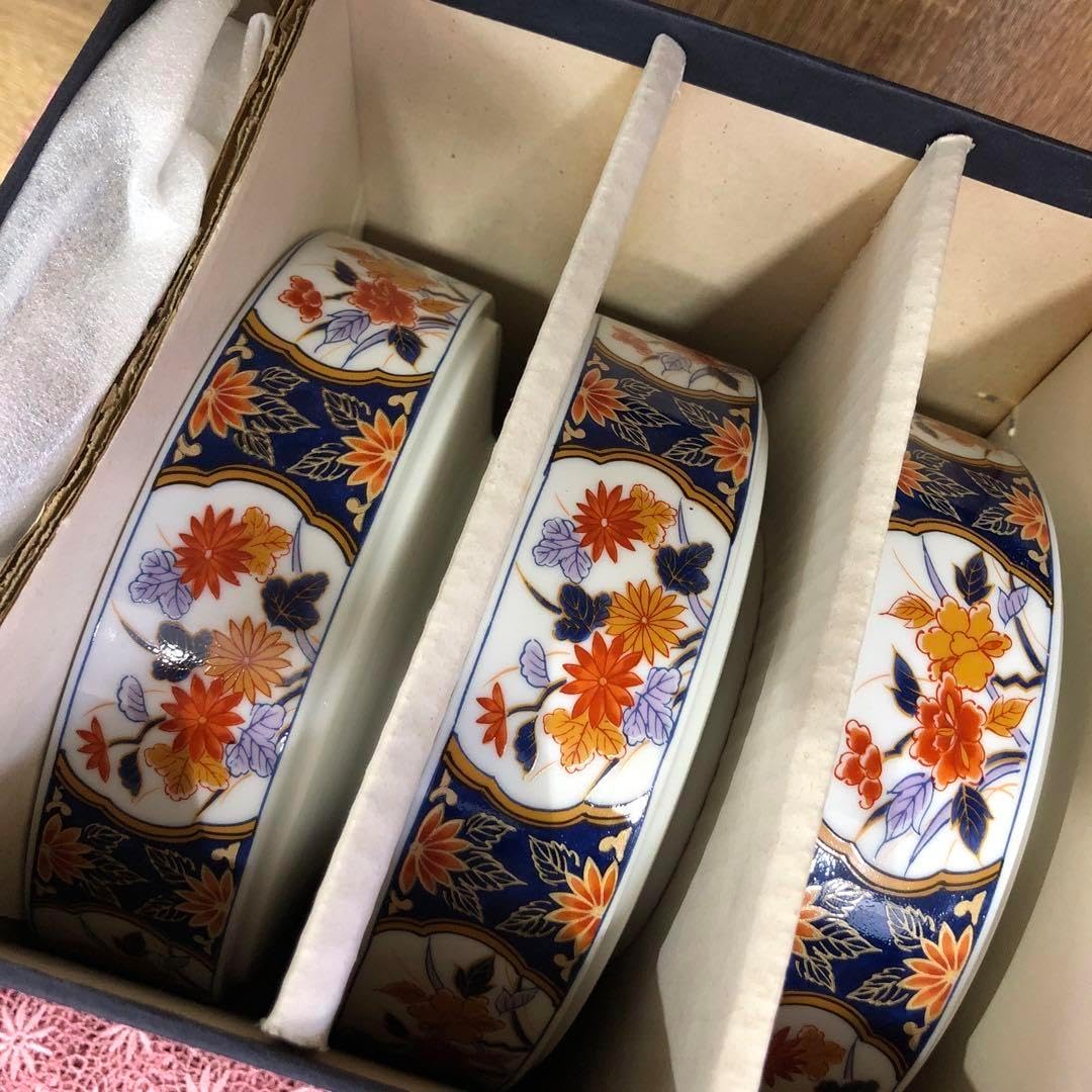 間取古伊万里 取手付き三段重 桔梗二段蓋物（大）(和食器,