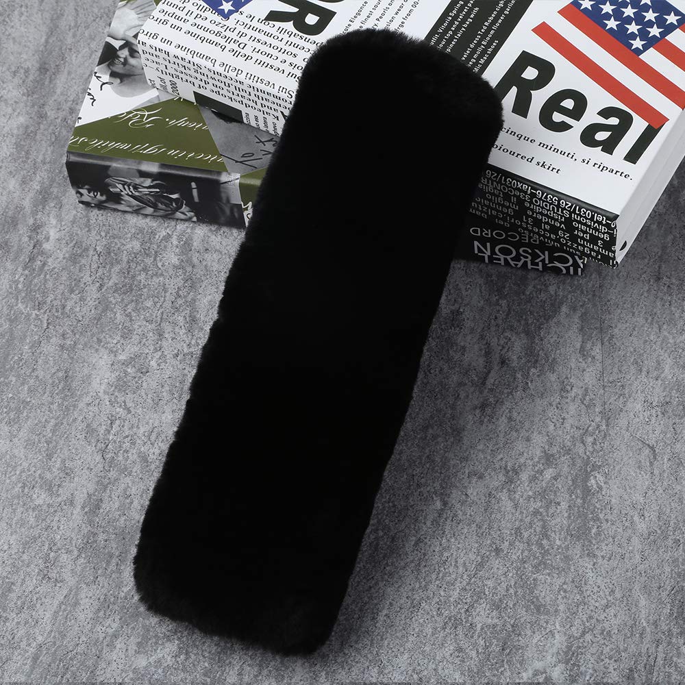 OGLANDOGLAND Genuine Sheepskin Soft Fuzzy Car Seat Belt Cover Pad, Comfy Fluffy Seatbelt Covers for Shoulder Pad Neck Cushion Protector Car Accessories Woman Man Girl(1Pcs/Black)