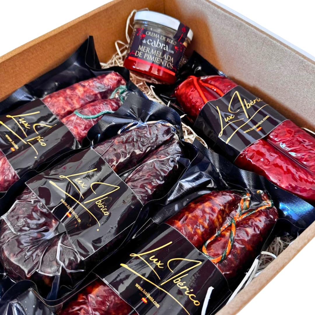 Lux Ibérico Lote Embutidos Séneca - Extremeños con Queso de Cabra | Chorizo y salchichón extremeño, chorizo patatero, achorizada dulce y crema de queso de cabra. Ideal para regalar.
