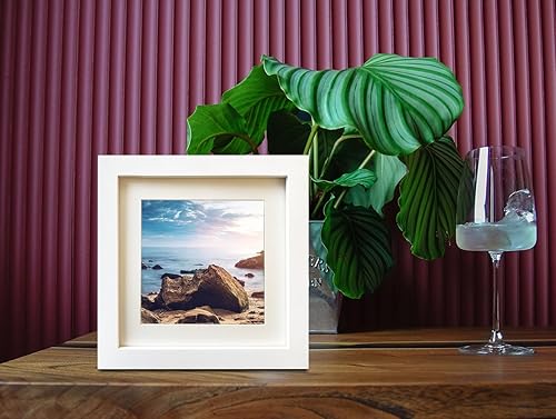 Miniatura 5 de LEKAIYA Juego de 2 marcos de fotos blancos de 7 x 7 pulgadas, marco cuadrado de madera maciza para montaje en mesa o pared