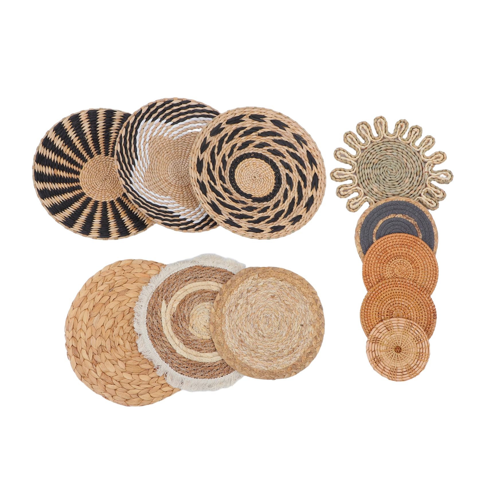 Décorations murales macramé blanc et paniers en fibres naturelles tissés main