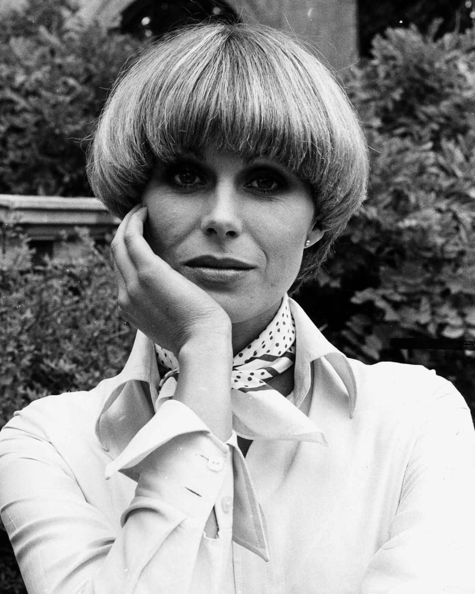 worldphotographs The New Avengers (TV) Joanna Lumley 10x8 Photo