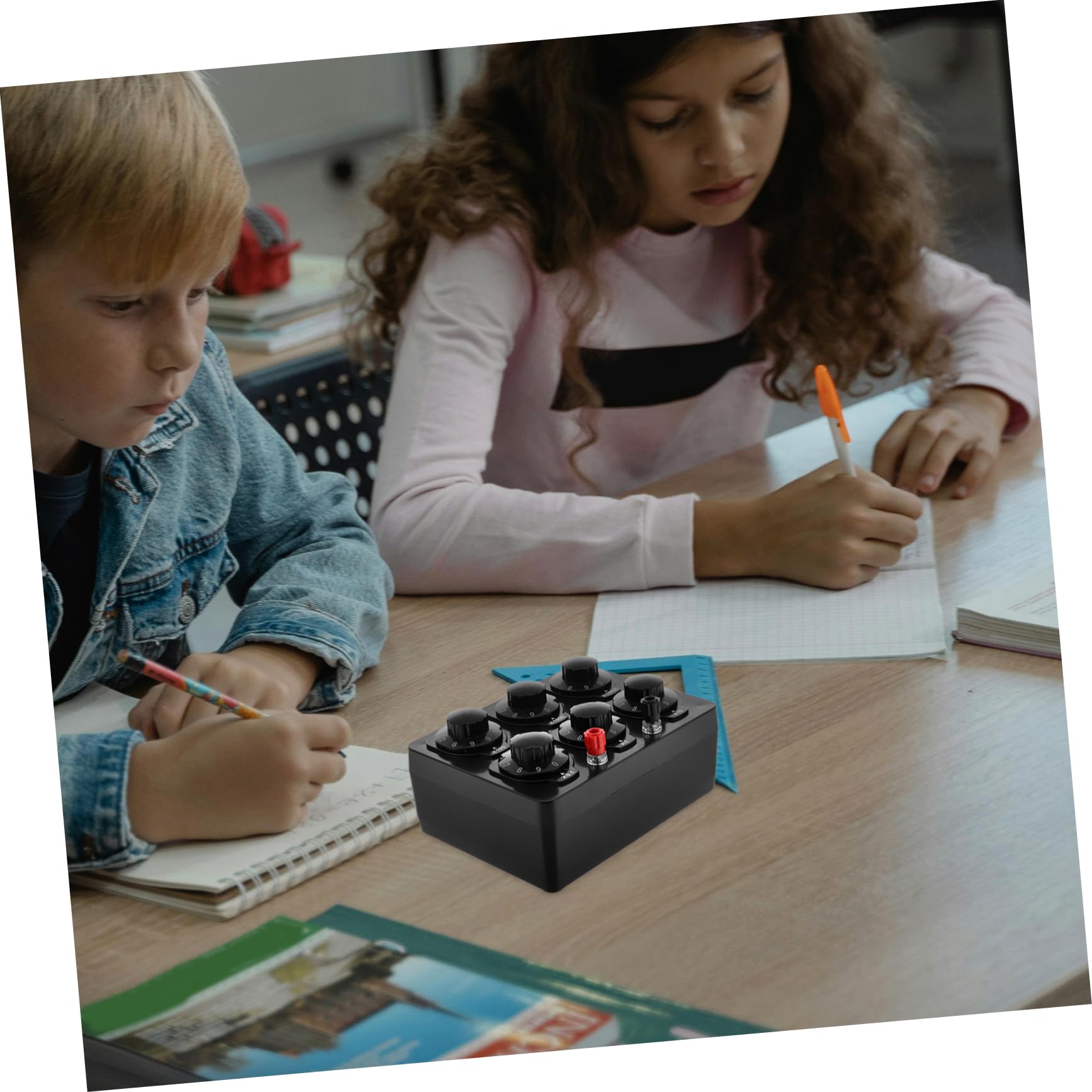 ULTECHNOVO Boîte De Résistance Ajustable 6 Décades 0-99999,9 ω En Bakélite Pour Expérience Physique Collège, Instrument Pédagogique De Mesure Électrique Précise, Outil Laboratoire Éducatif