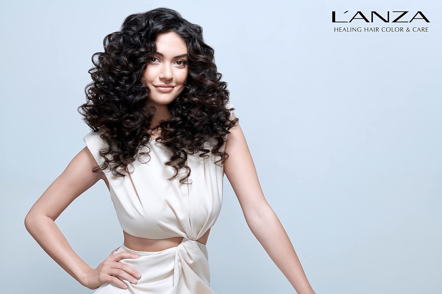 L'ANZA Healing Curls Curl Restore Moisture Treatment - Intensely Moisturizing Leave-In Curl Defining Cream for Taming Frizz and Protection from Heat with Sulphate Free, Paraben Free Formula (6 Fl Oz)