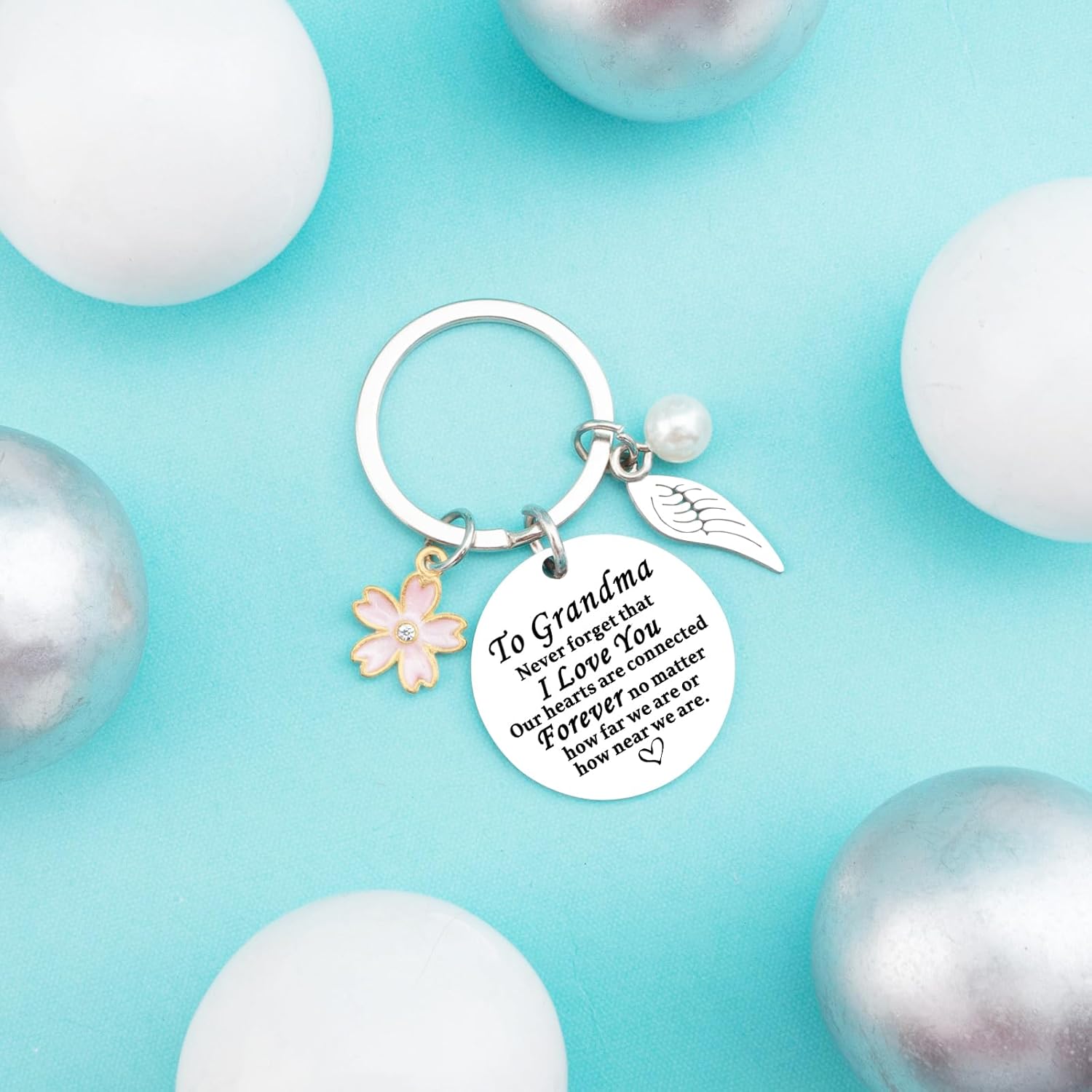 Grandma Keychain Gifts for Grandma Valentine's Day Mothers Day Birthday Gifts from Granddaughter Grandson Grandmother Gift Mothers Day Birthday Christmas Gift for Grandmother Keychain - Image 4