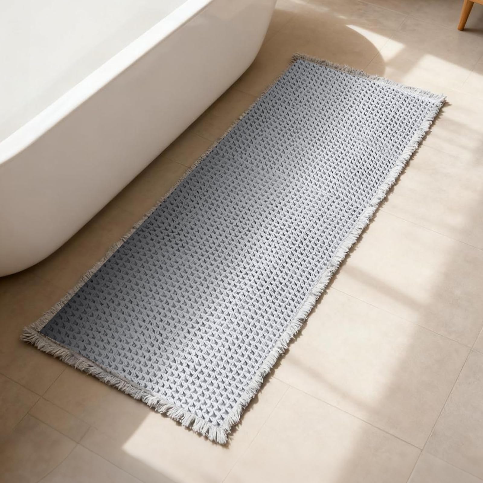 Tapis de salle de bain gris clair pour sol humide et glissant