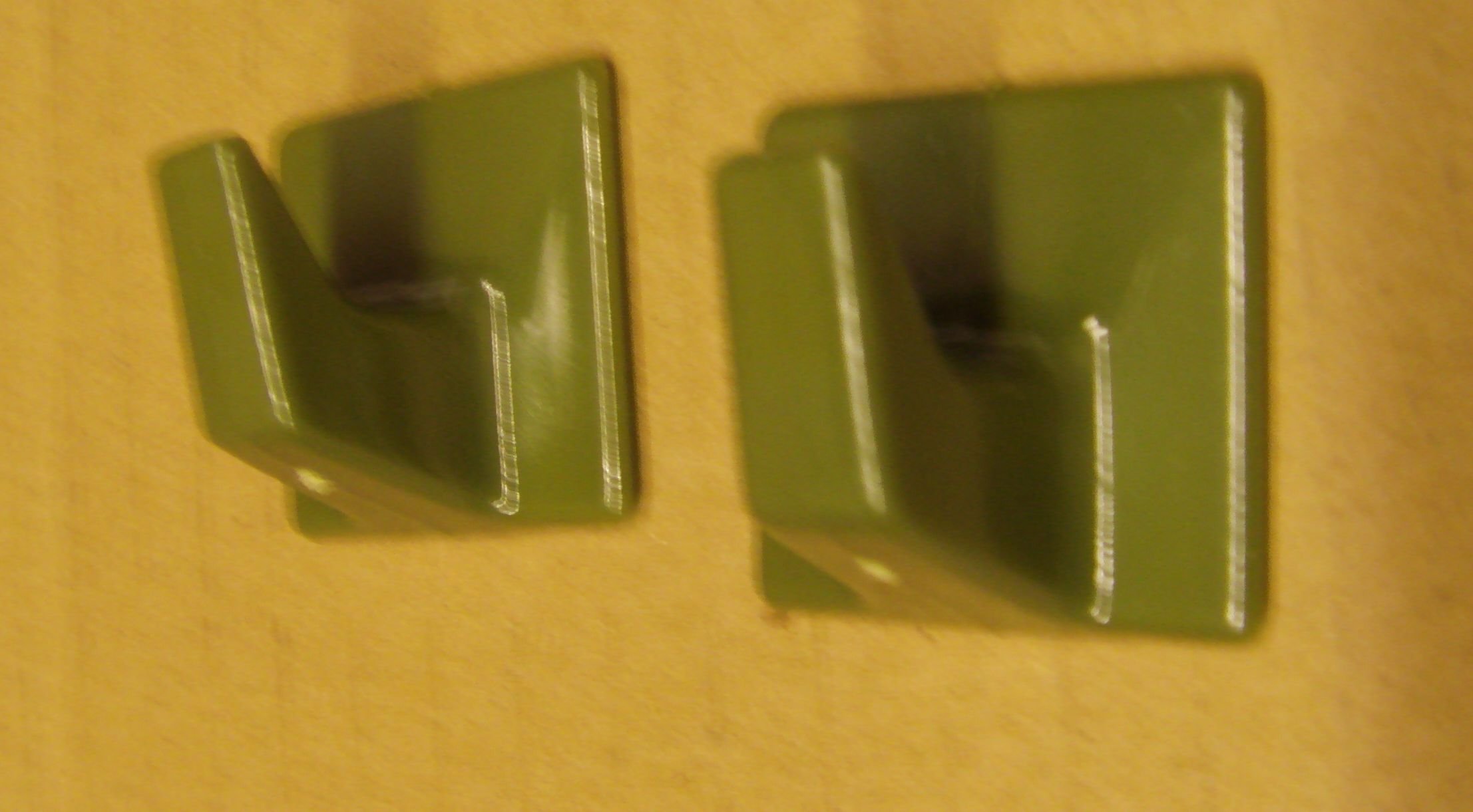 Holland Plastics Green- Self Adhesive Hooks - SS60 Small Square- Ideal for Tube or Slat Type Blind/Fly Curtain/Strip Blind
