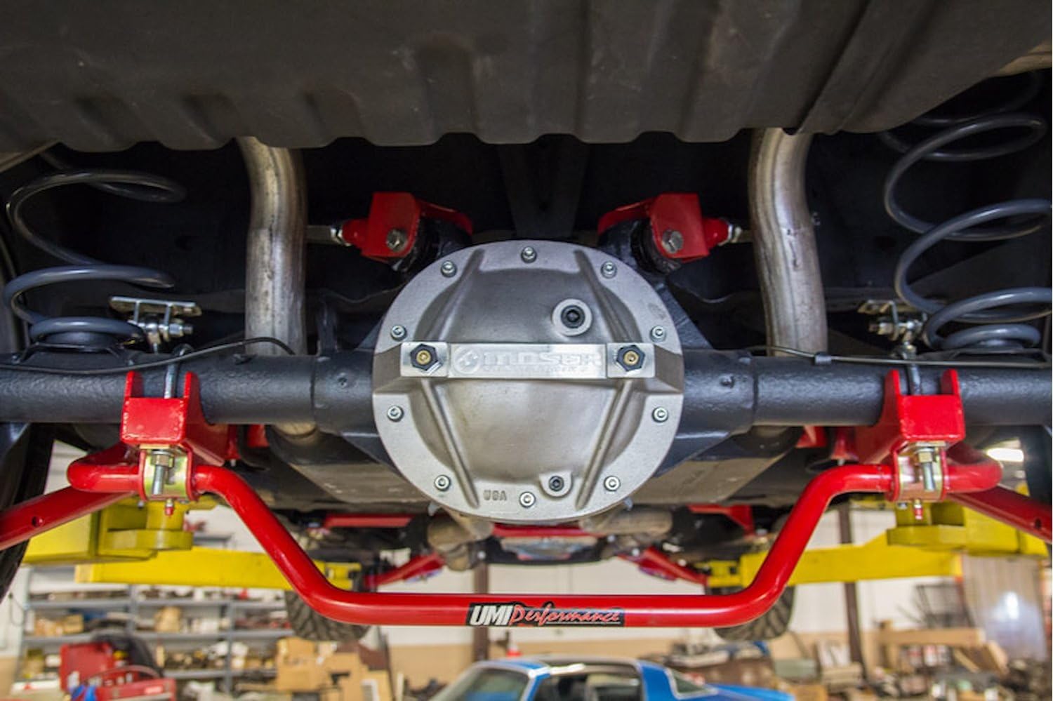 UMI Performance 301417-R GM G-Body UMI Perf. Rear Adjustable Upper and Lower Control Arm Set - Red