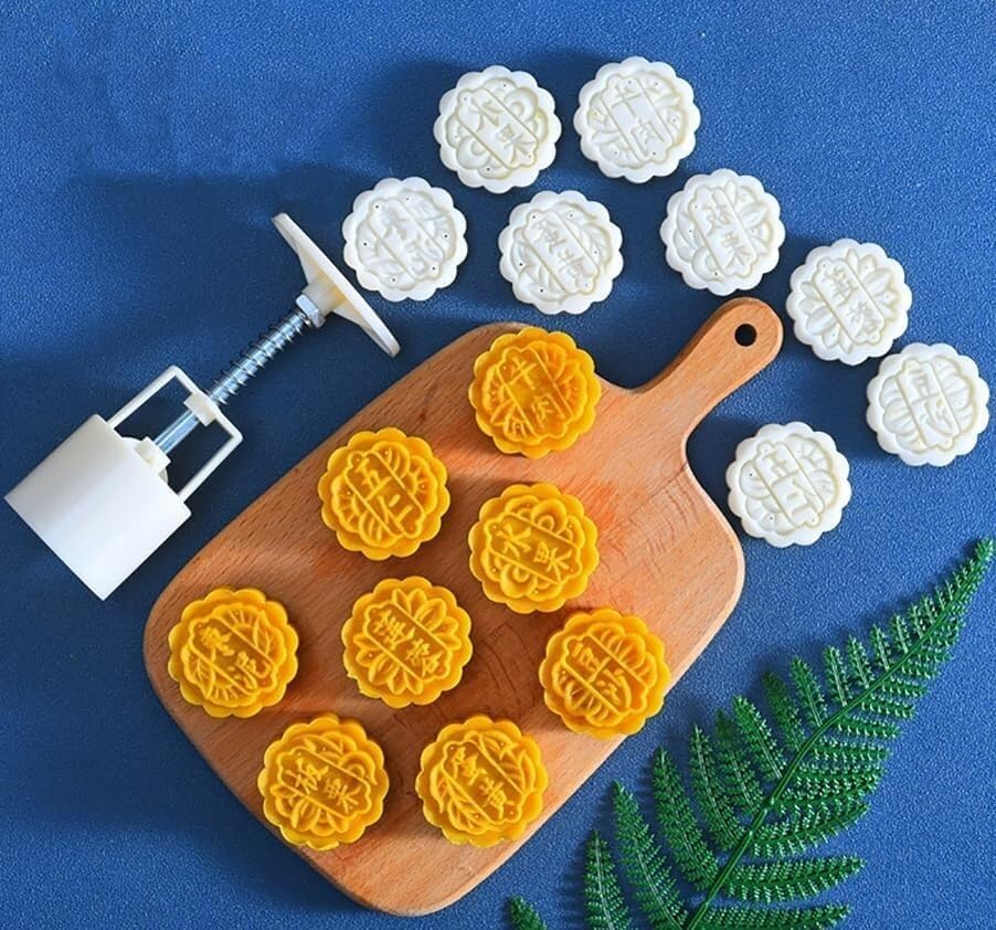 Mooncake Press Molds, Moon Cake Mold 3D DIY Cookie Stamps 8 Flower Press Molds Cupcake Stamps Hand Pressure Mooncake DIY Tools for Cookies,Cutter Mold Hand Printing Fondant Dessert Mold