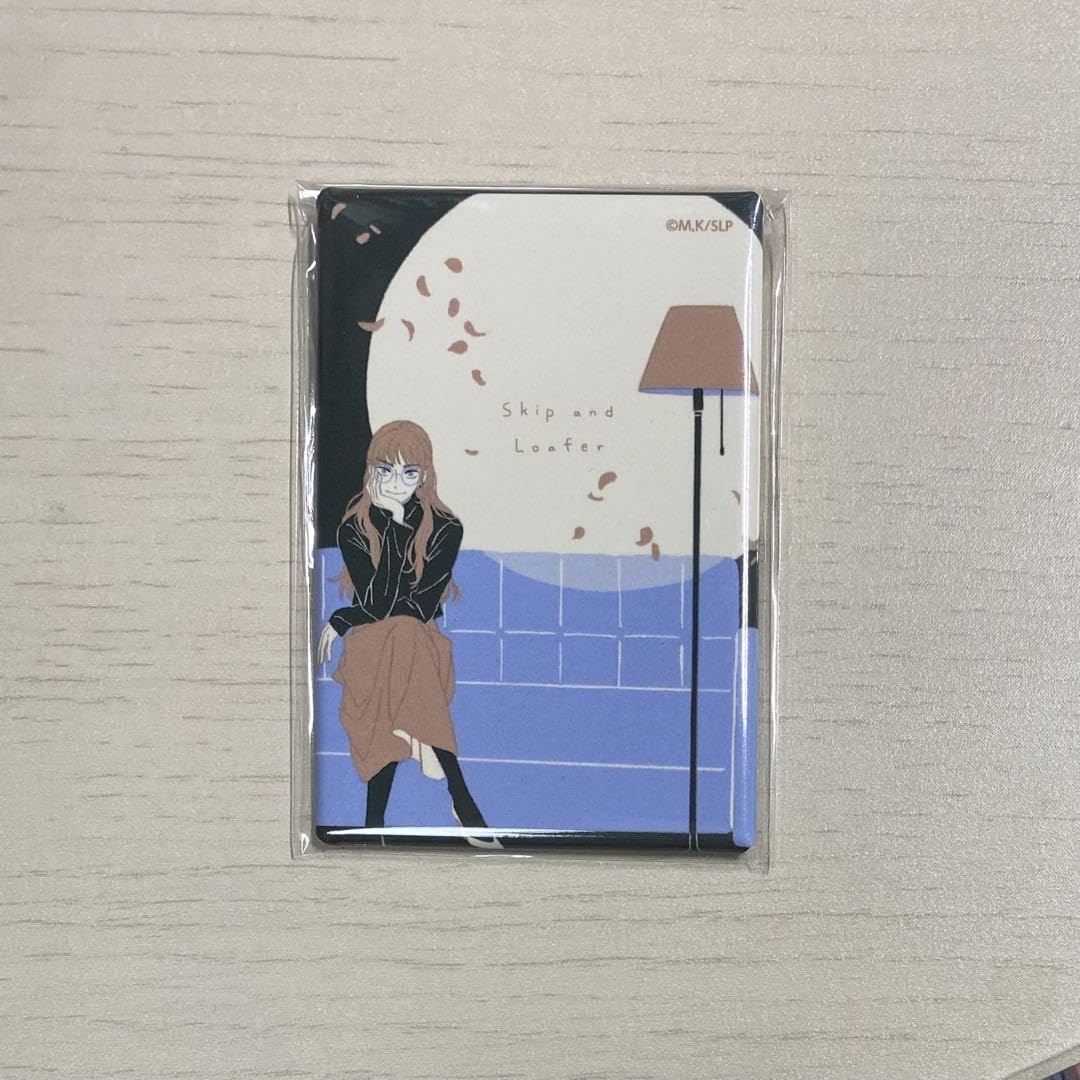 Amazon | スキップとローファー dmmスクラッチ スクエア缶バッジ 兼近  