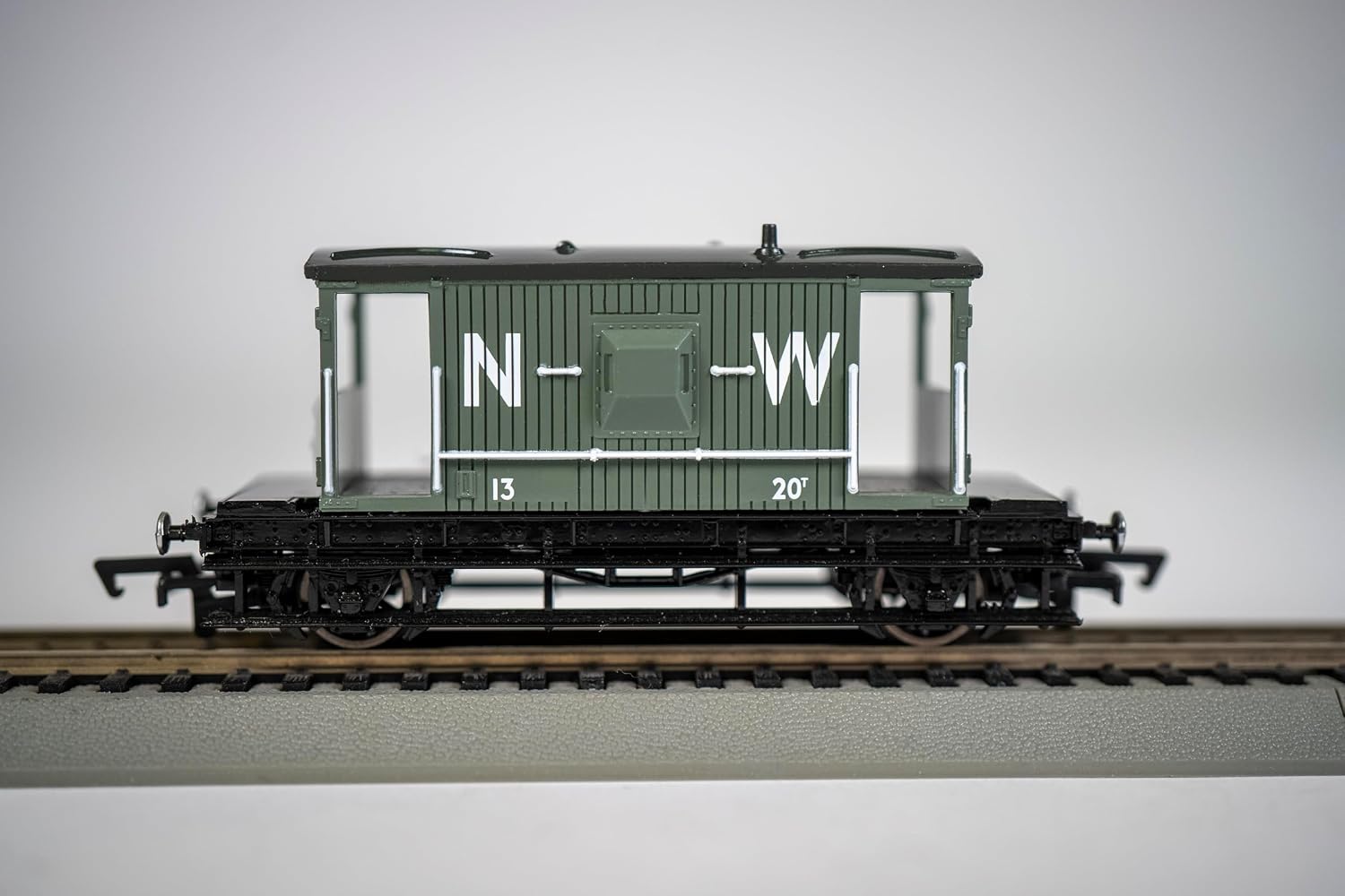 Thomas & Friends Spiteful Brake Van - HO Scale