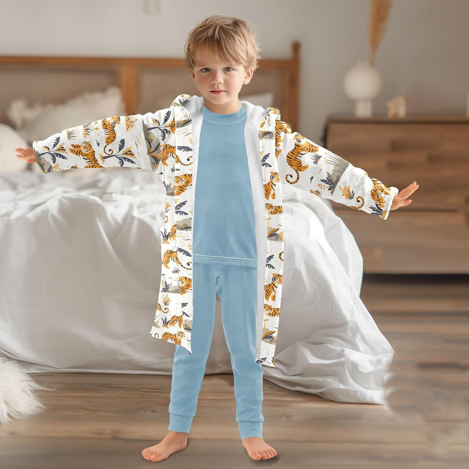 senya Funny Tiger A Toddler Hooded Bathrobe Kids Soft Plush Bath Towel Robes for Boys Girls 2-12 Years