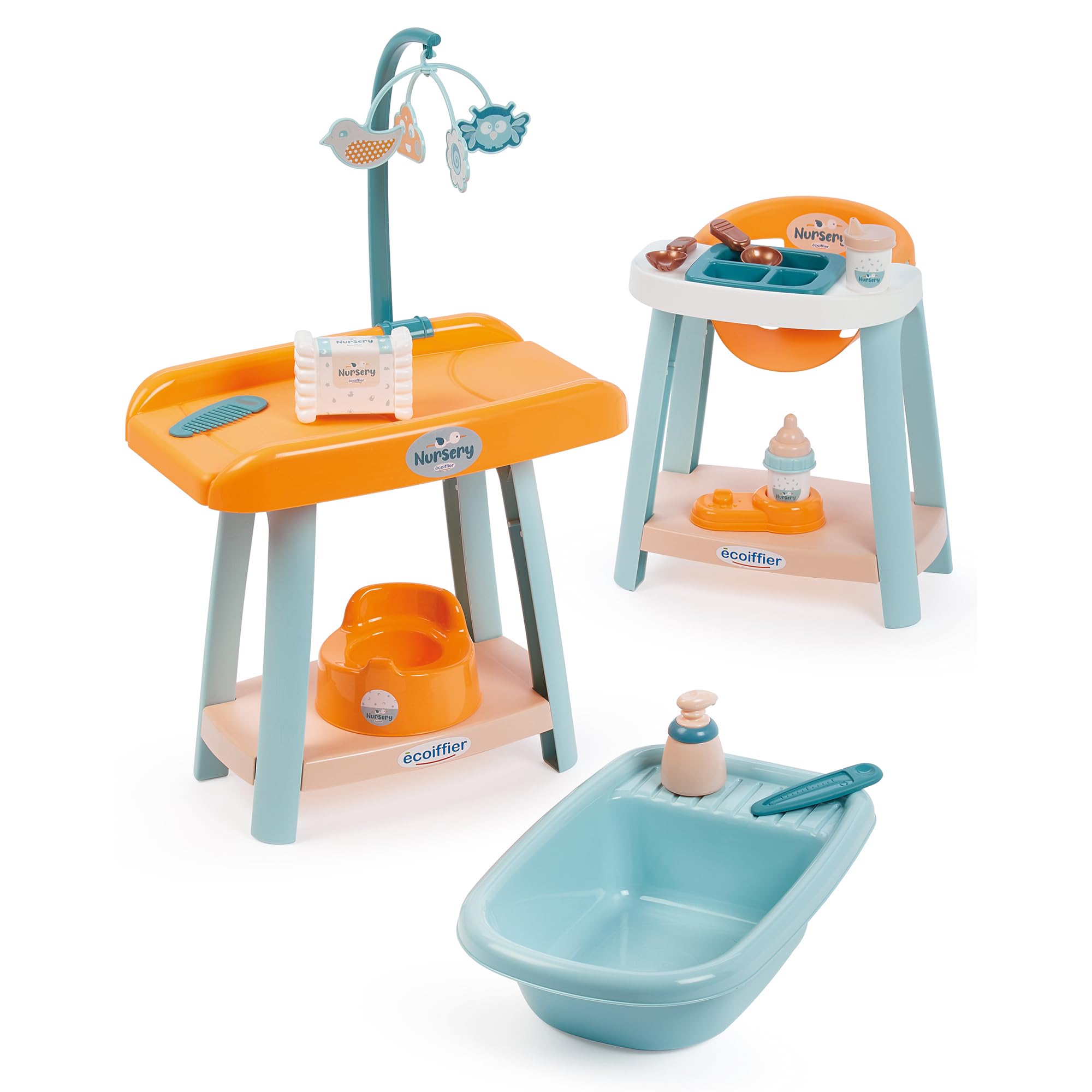 Nursery 3 en 1 Poupon Ecoiffier 2888 pour s'occuper du bébé dans la chambre enfant