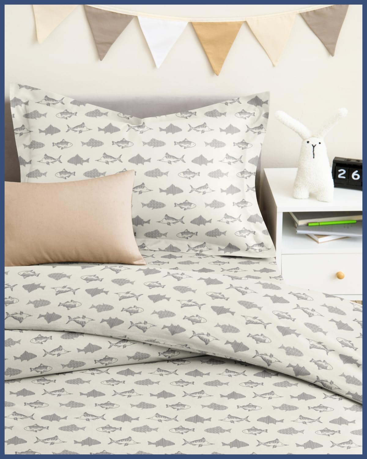 Kids Duvet Cover Set Queen Size - 3 Piece Fish Microfiber Duvet Cover Set & 2 Pillow Shams w/ Zipper Closure & Ties - Easy-Care - Super Soft, Cute & Cozy Bedding Set for Kids, Boys, Girls and Teens