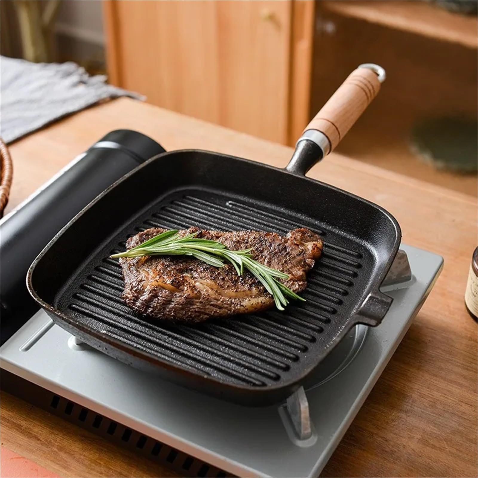 Sarten Tortilla Sartén de hierro fundido for filete costilla sin revestimiento, antiadherente, for uso doméstico, con rayas, 24 cm fondo plano for freír carne res(18cmBLACK)
