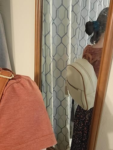 Review Image by Anonymous Shopper